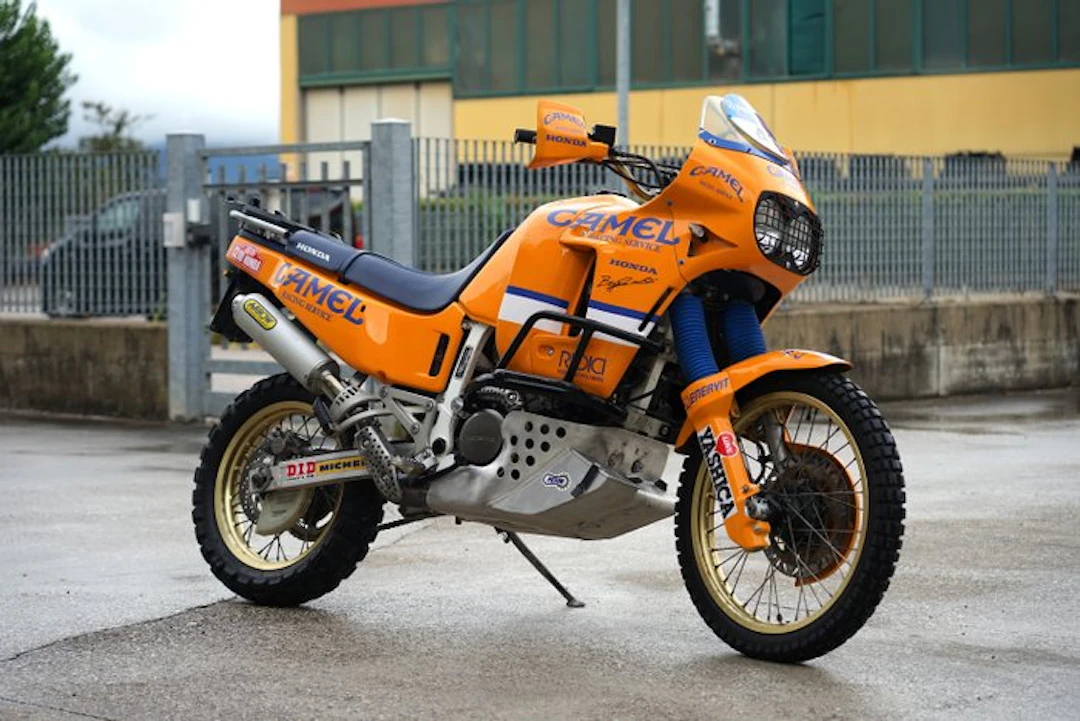 Honda - Africa Twin RD03 - Camel Gualini Replica - 1988