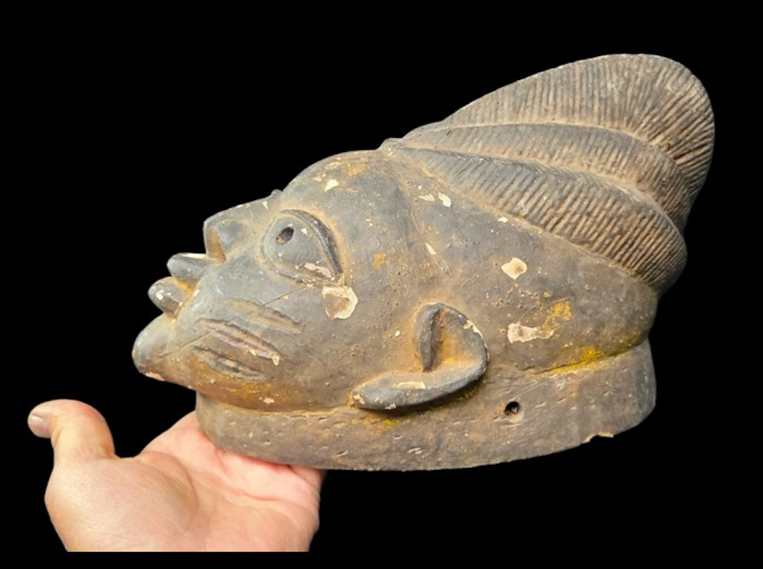 Original antique Gélédé mask - nice patina - ex French...