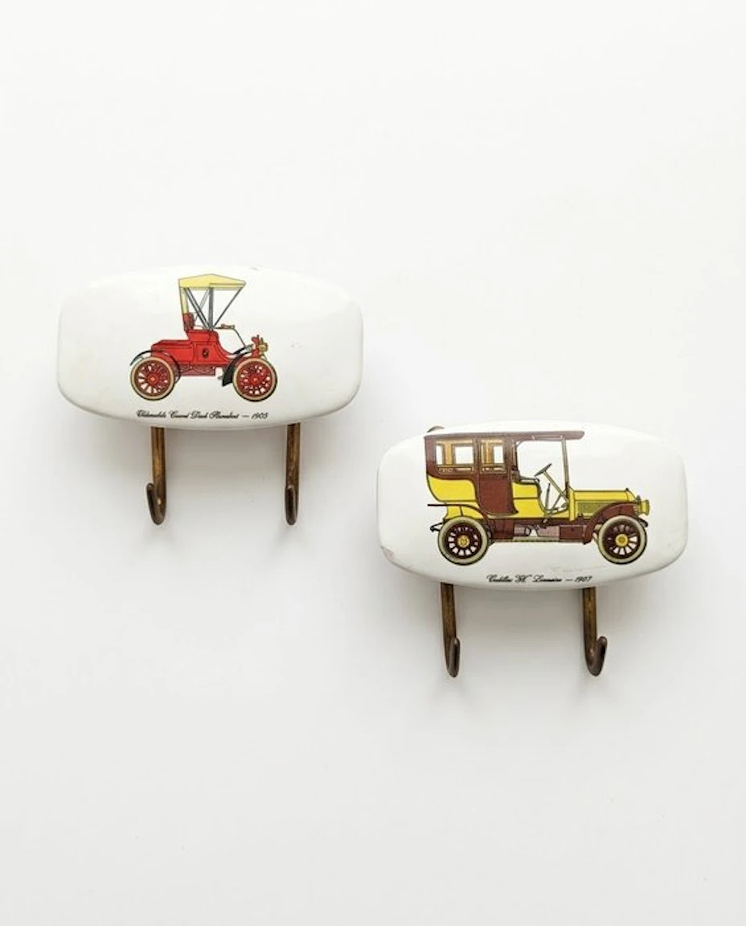 Set of coat hooks (2) - Gilt brass - Brass, Bakelite, Retro