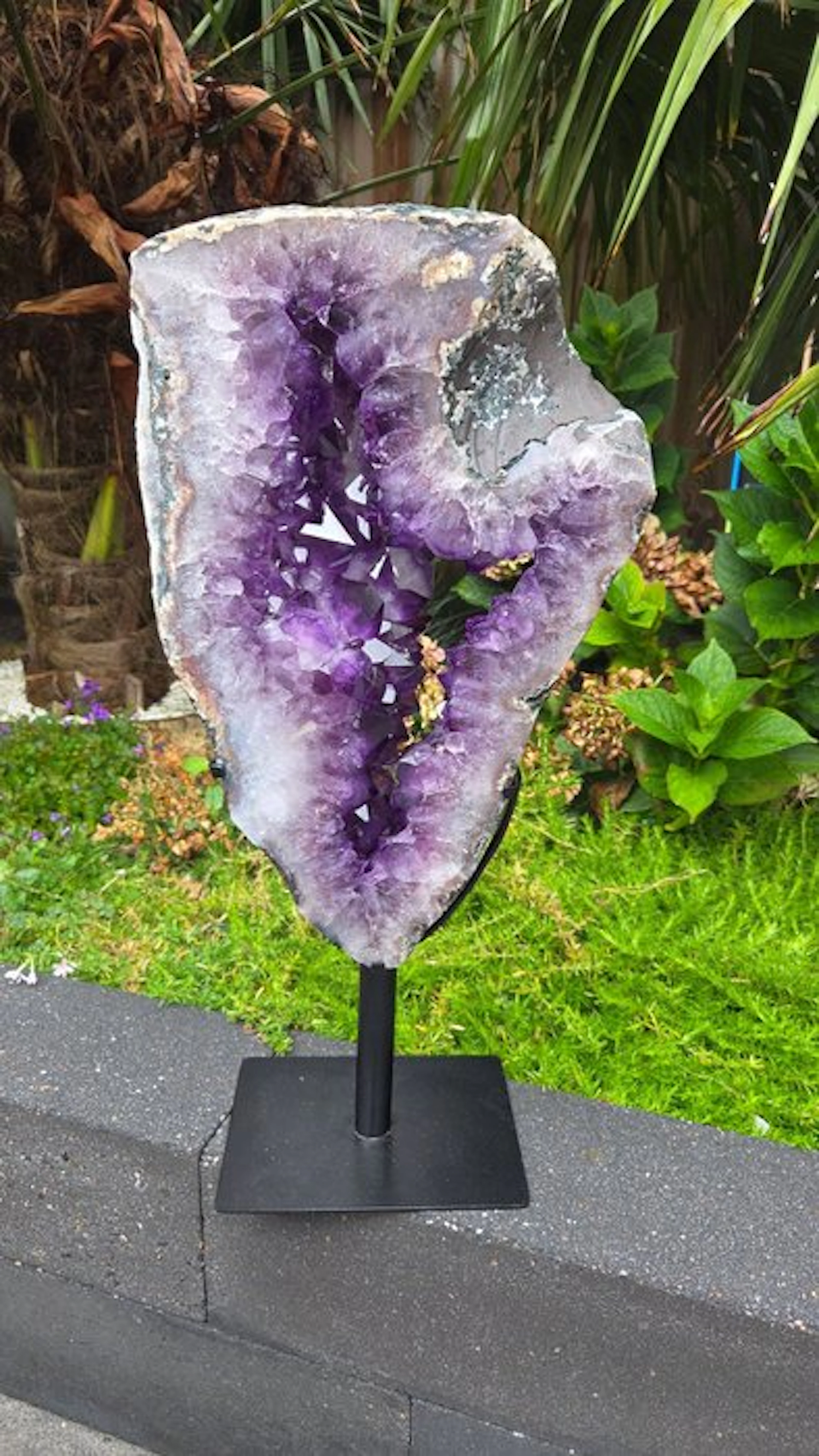 Amethyst XL amethyst portal - Height: 57.5 cm - Width: 27.5 cm- 10.8 kg - (1)