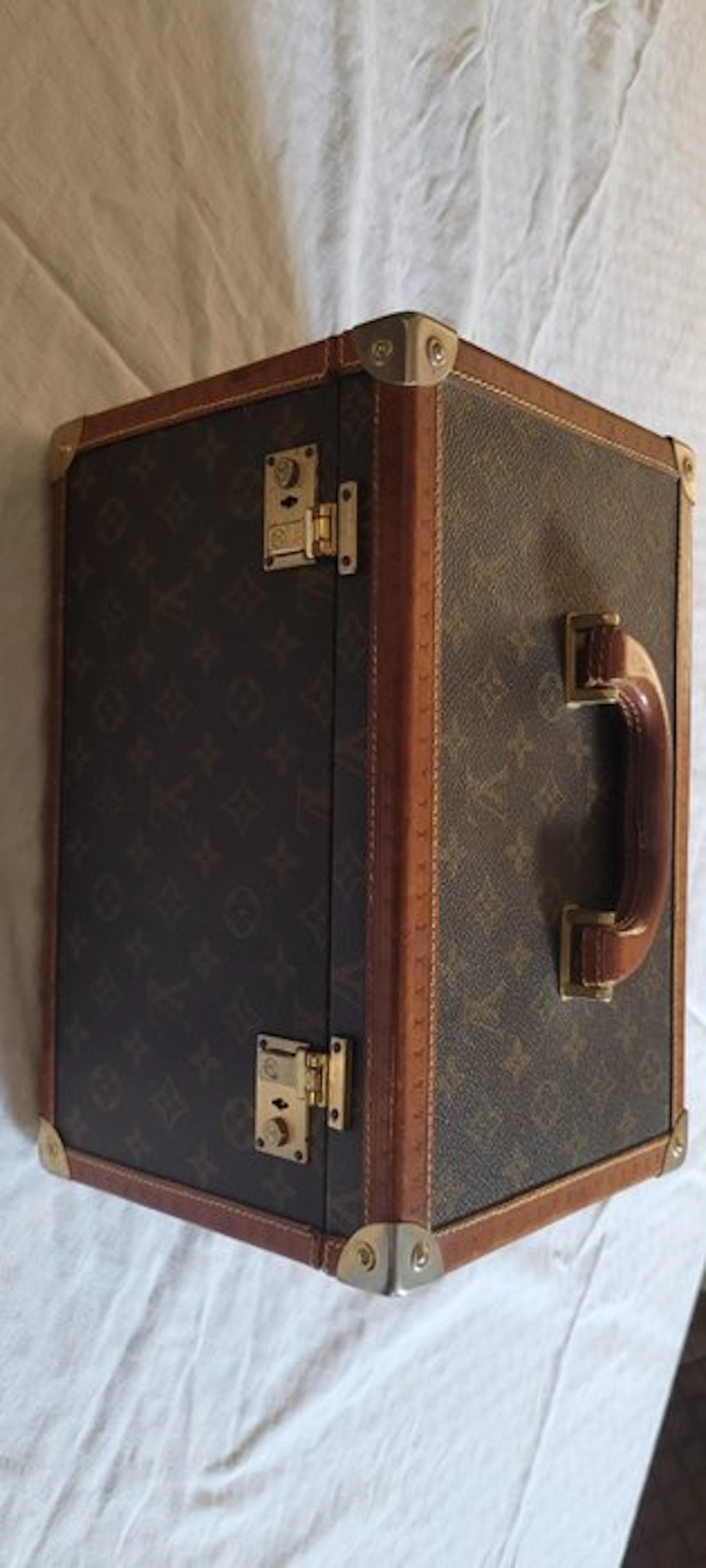 Louis Vuitton - Beauty case - Vanity case - Vachetta leather