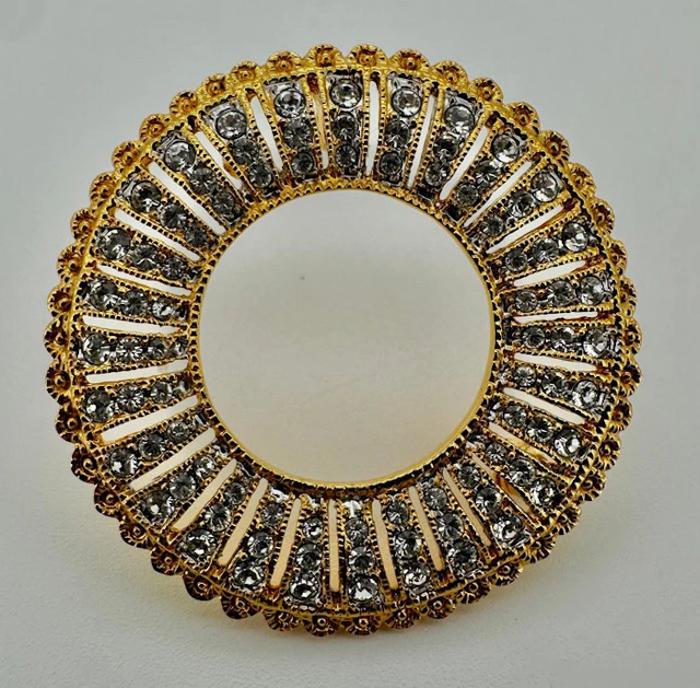 Camrose & Kross - Gold-plated - Brooch