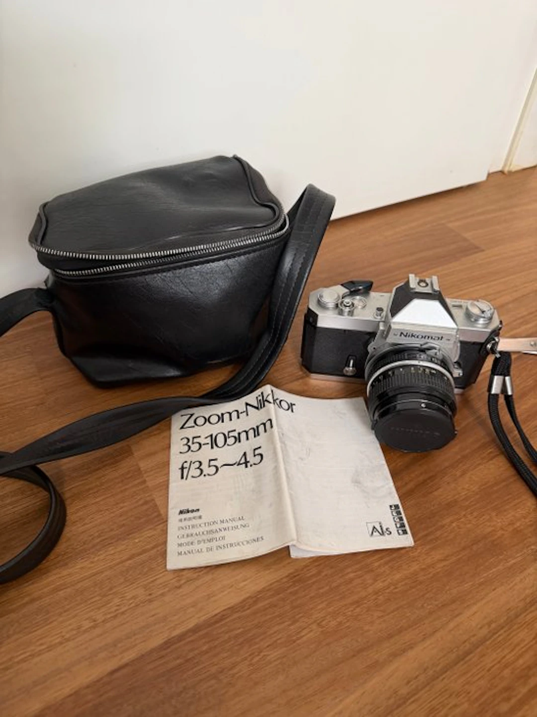 Nikon Nikomat FT2 + nikkor 50mm f2.0 Analogue camera