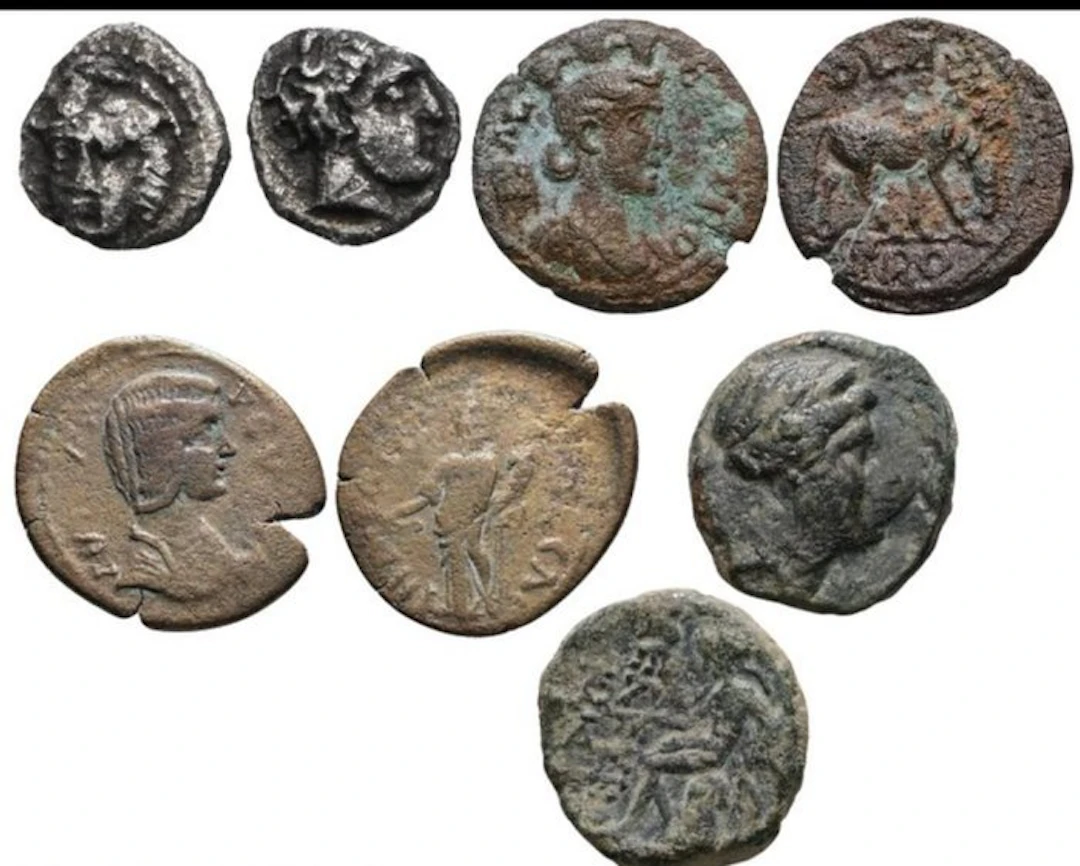 Antiquity - Lot of 3 Æ Coins & AR Obol - (Circa 4th BC...