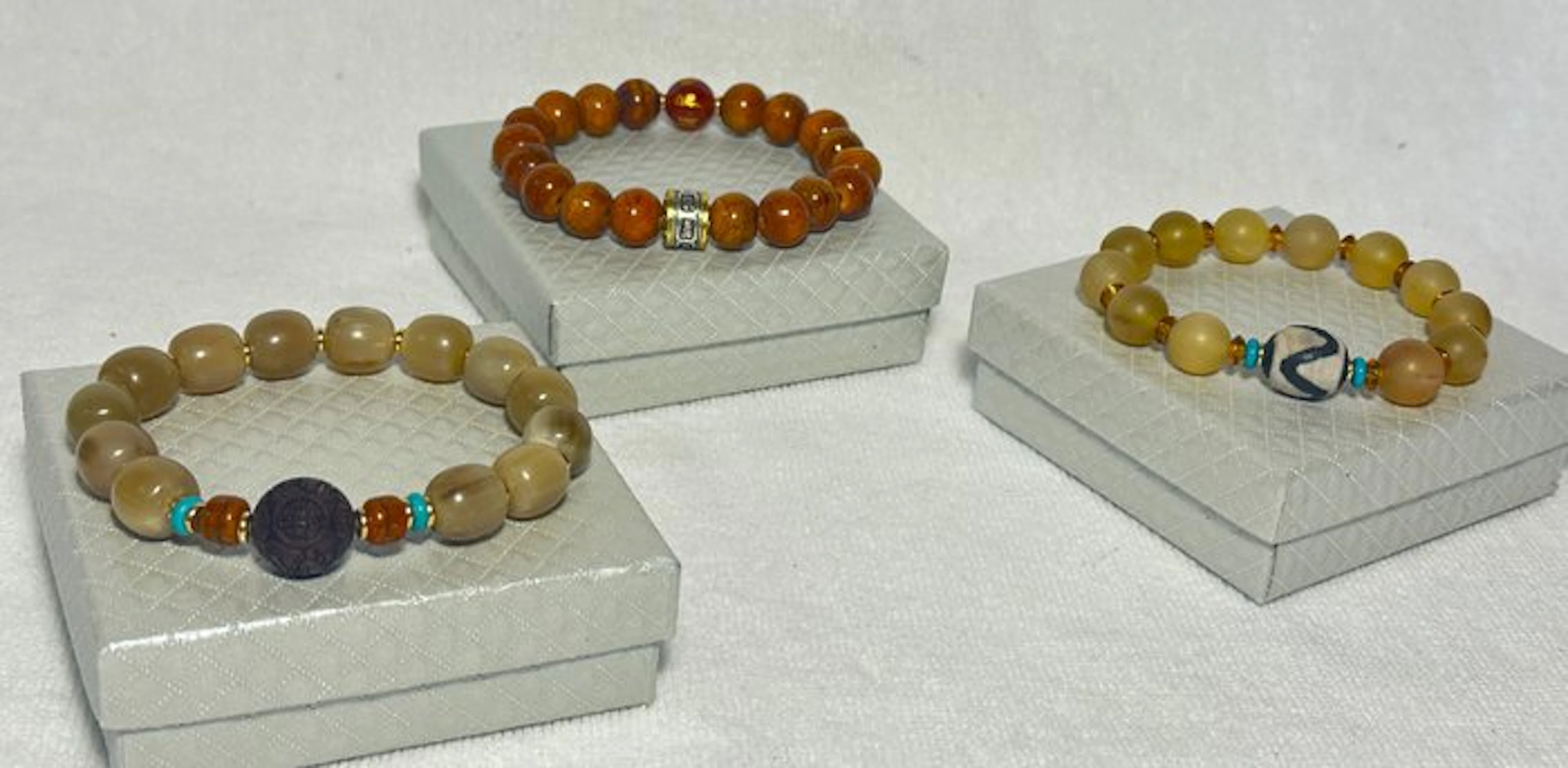3 Tibetan bracelets in yak horn; ram horn; yak bone. - Bracelet - Tibet/Nepal