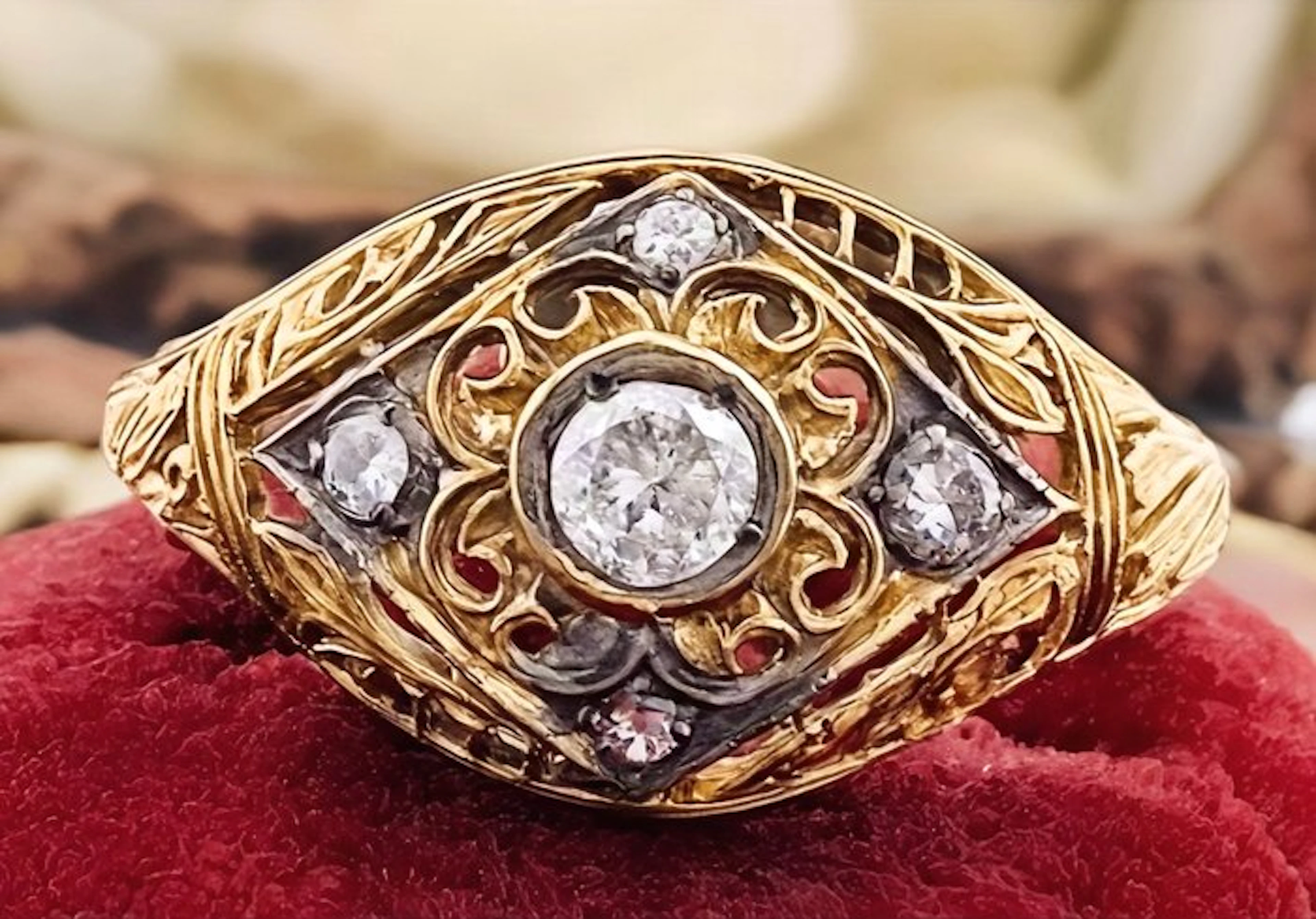 No reserve price - Ring - 9 kt. Yellow gold, Silver Diamond (Natural)