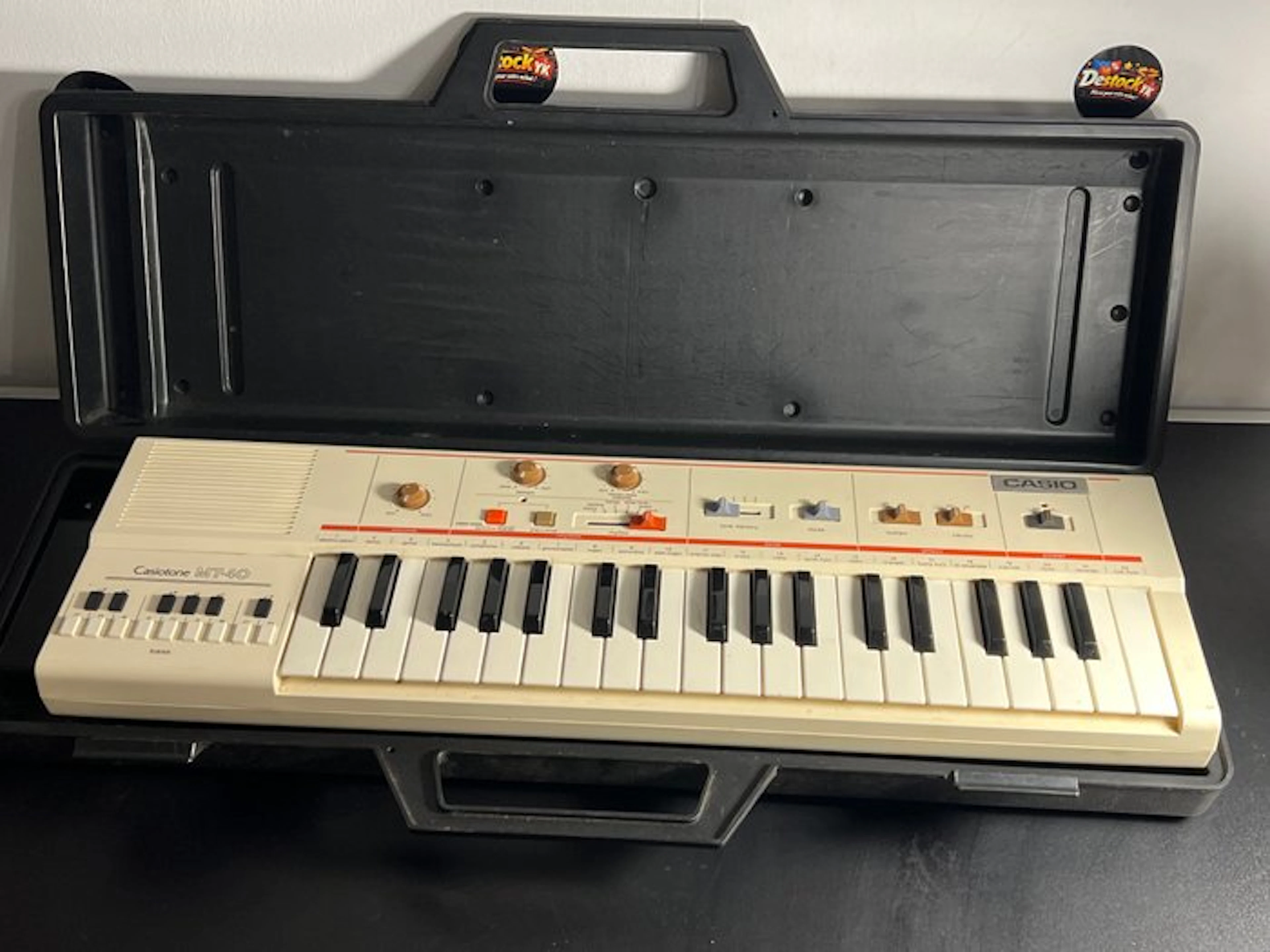 Casio - Casiotone MT-40 - - Keyboard - Japan - 1983 (No reserve price)