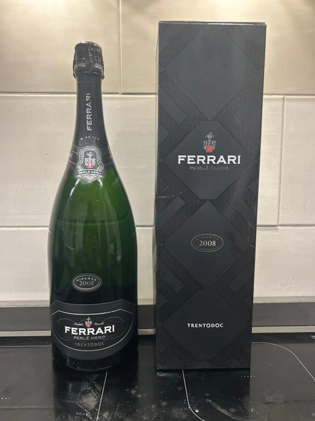 2008 Ferrari Perlè Nero - Trentino Riserva - 1 Magnum (1.5L)