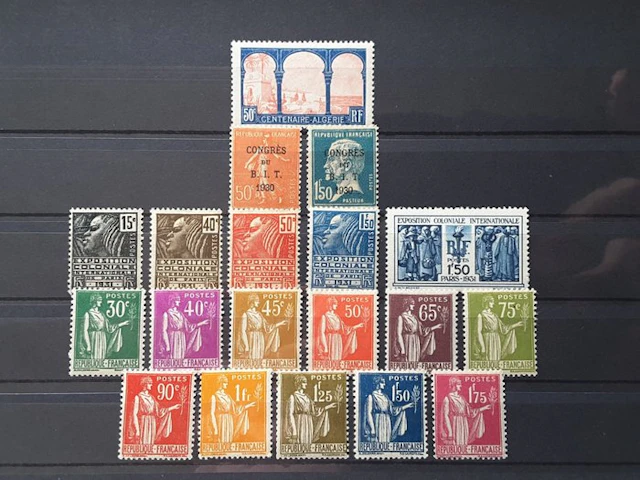 France 1930/1933 - Selection of good values and complete...