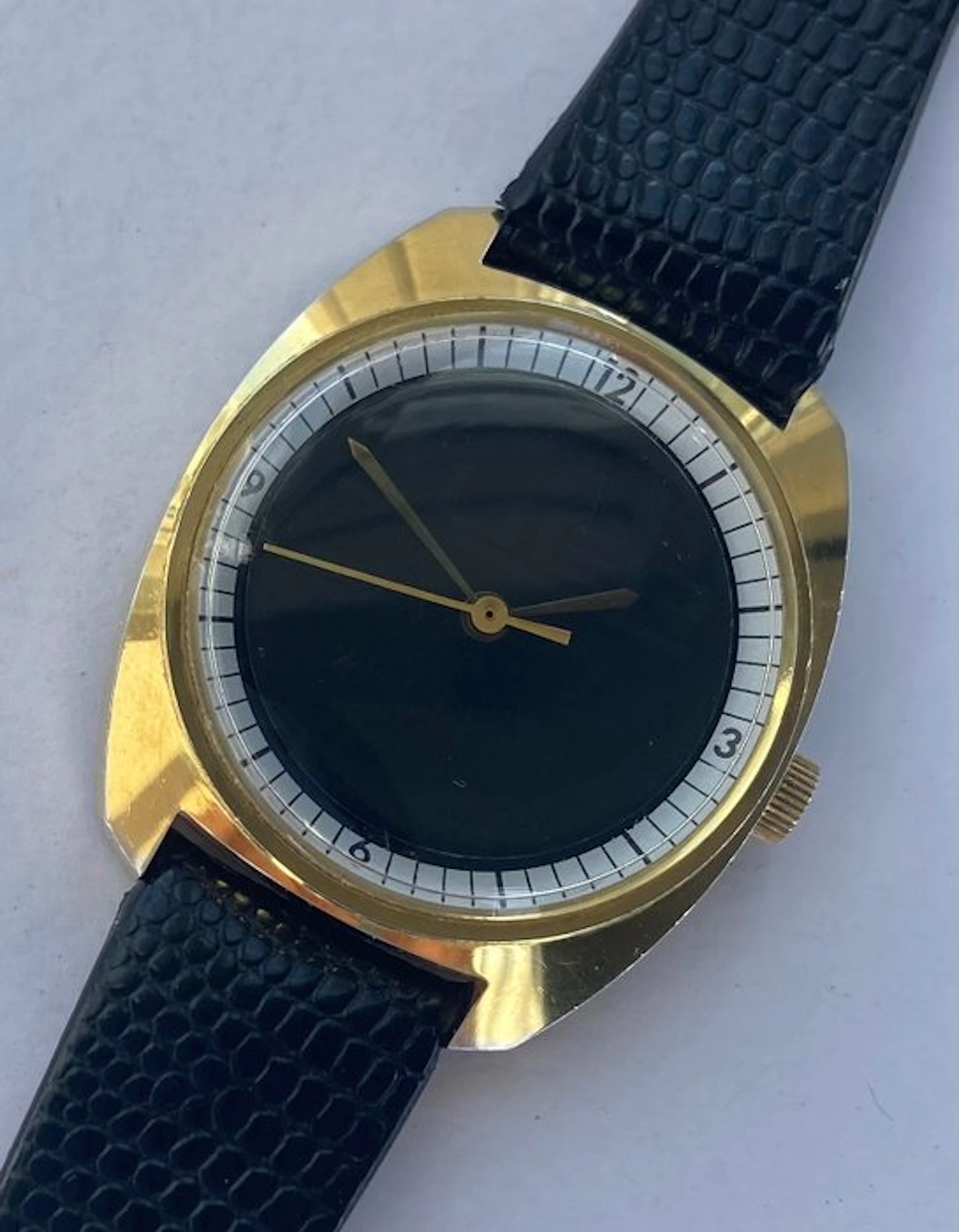 Montre mystère - Auer - mouvement Suisse - No reserve price - Men - 1970-1979