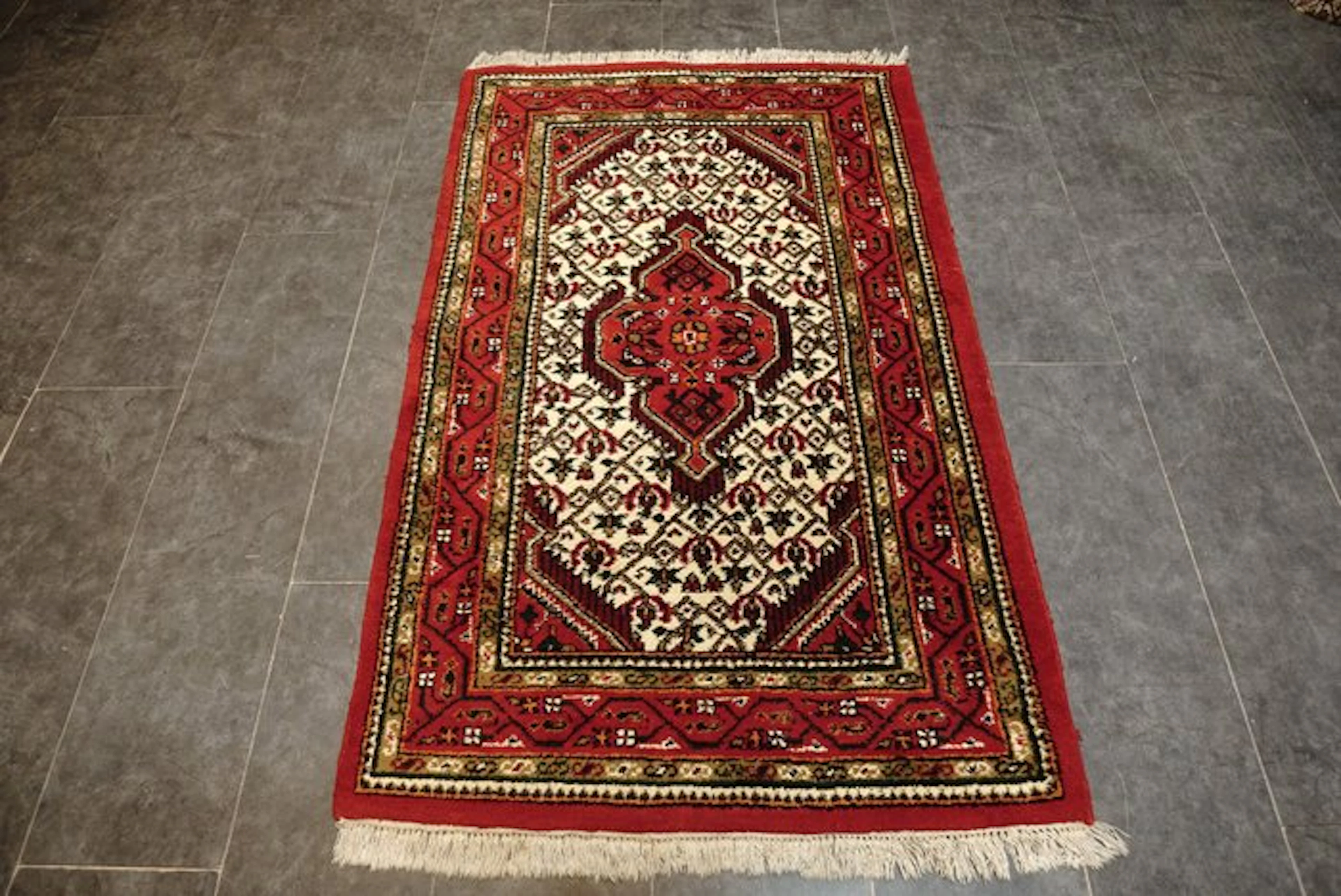 Tabriz - Carpet - 180 cm - 118 cm