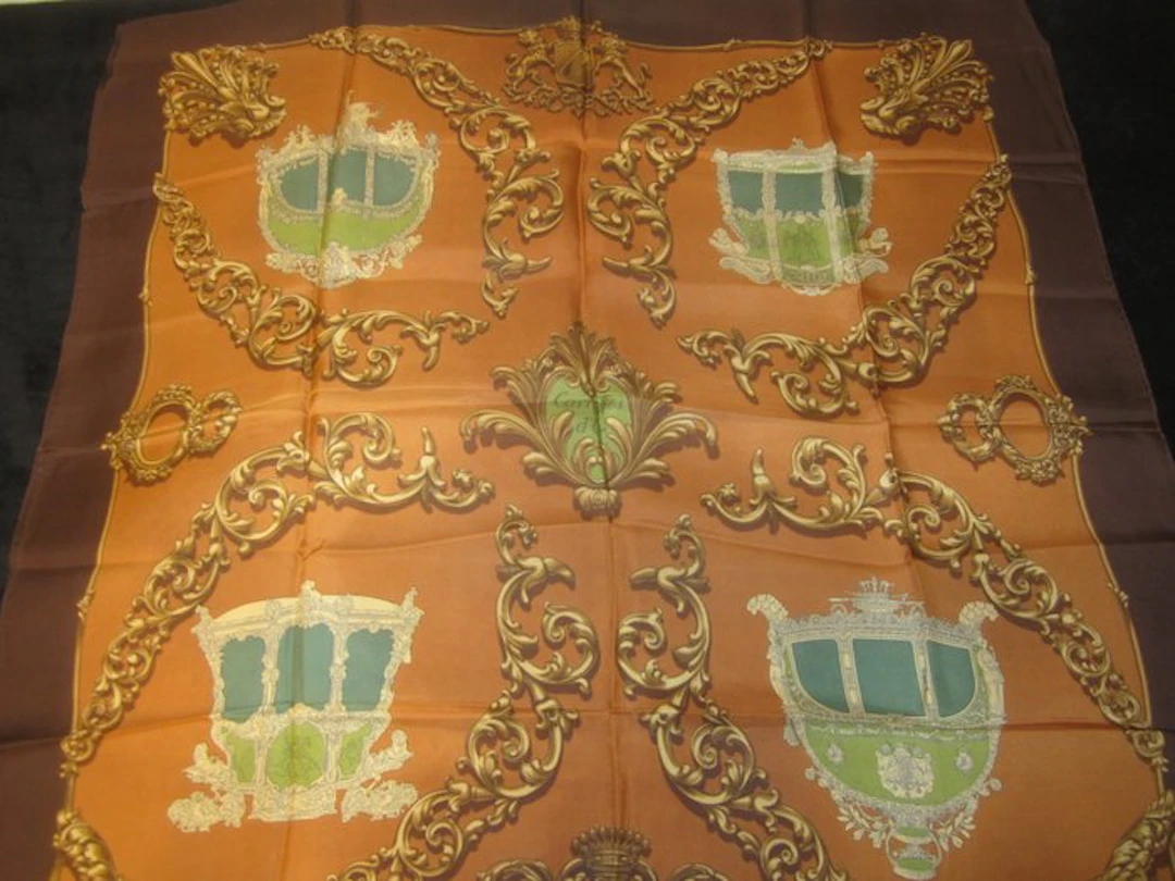 Hermès - Carrosses d'Or DE RYBAL - Foulard