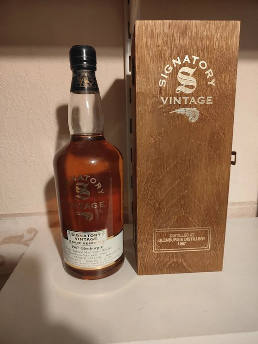 Glenburgie 1967 33 years old Rare Reserve - One of 128 - Signatory Vintage - b