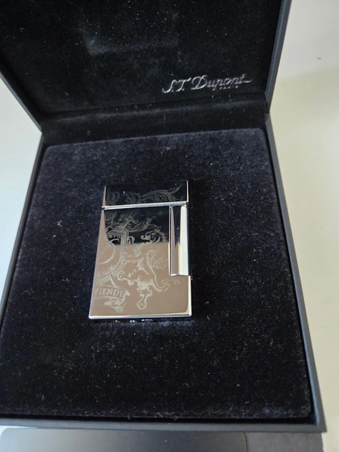 S.T. Dupont - The Winged Lion - Pocket lighter - Steel