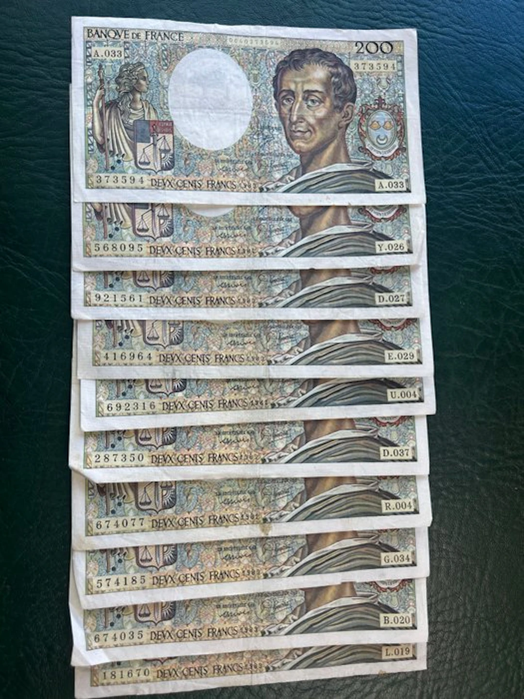 France. - 100 x 200 Francs - various dates - Pick 155 (No reserve price)