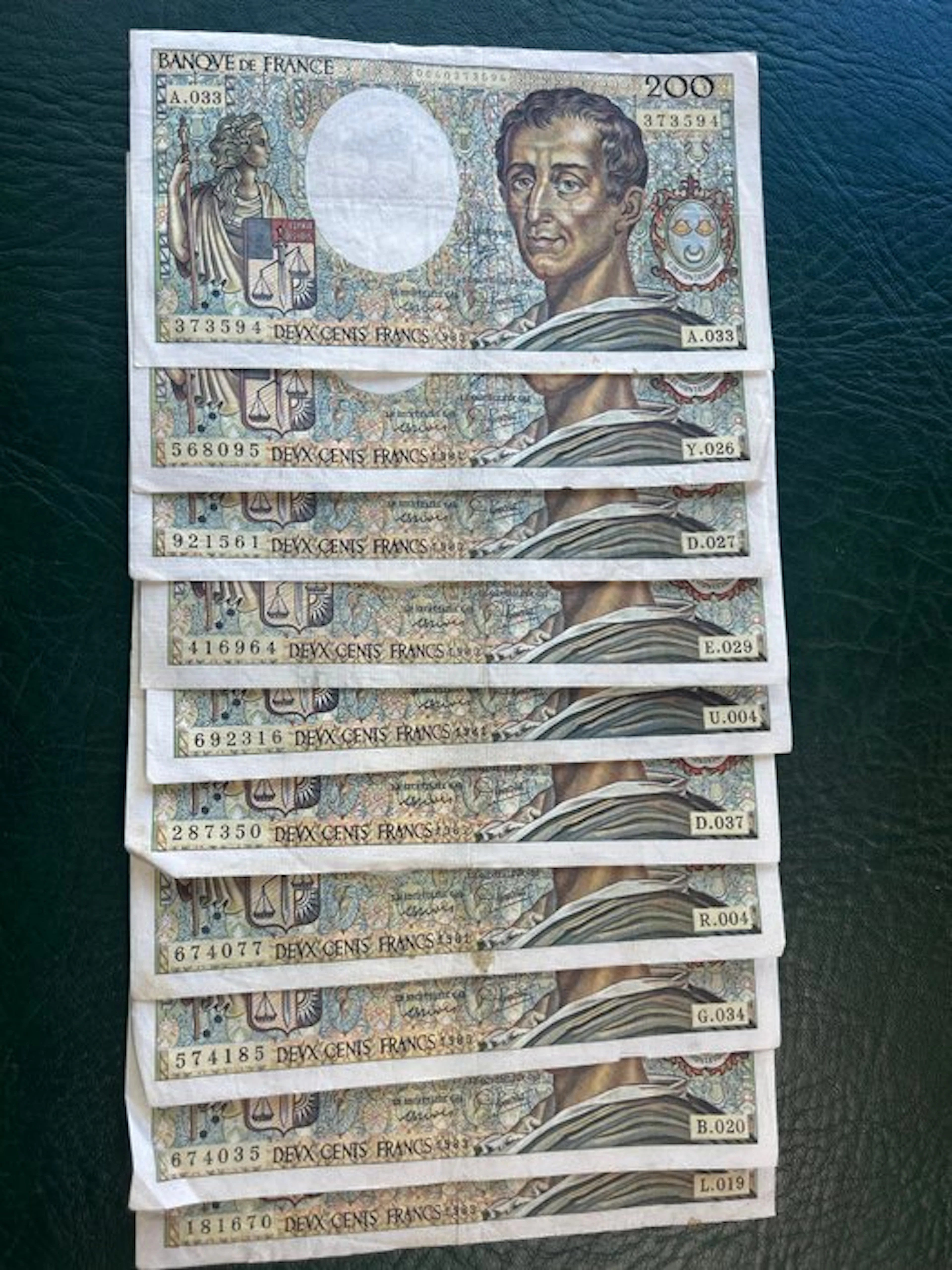 France. - 100 x 200 Francs - various dates - Pick 155 (No reserve price)