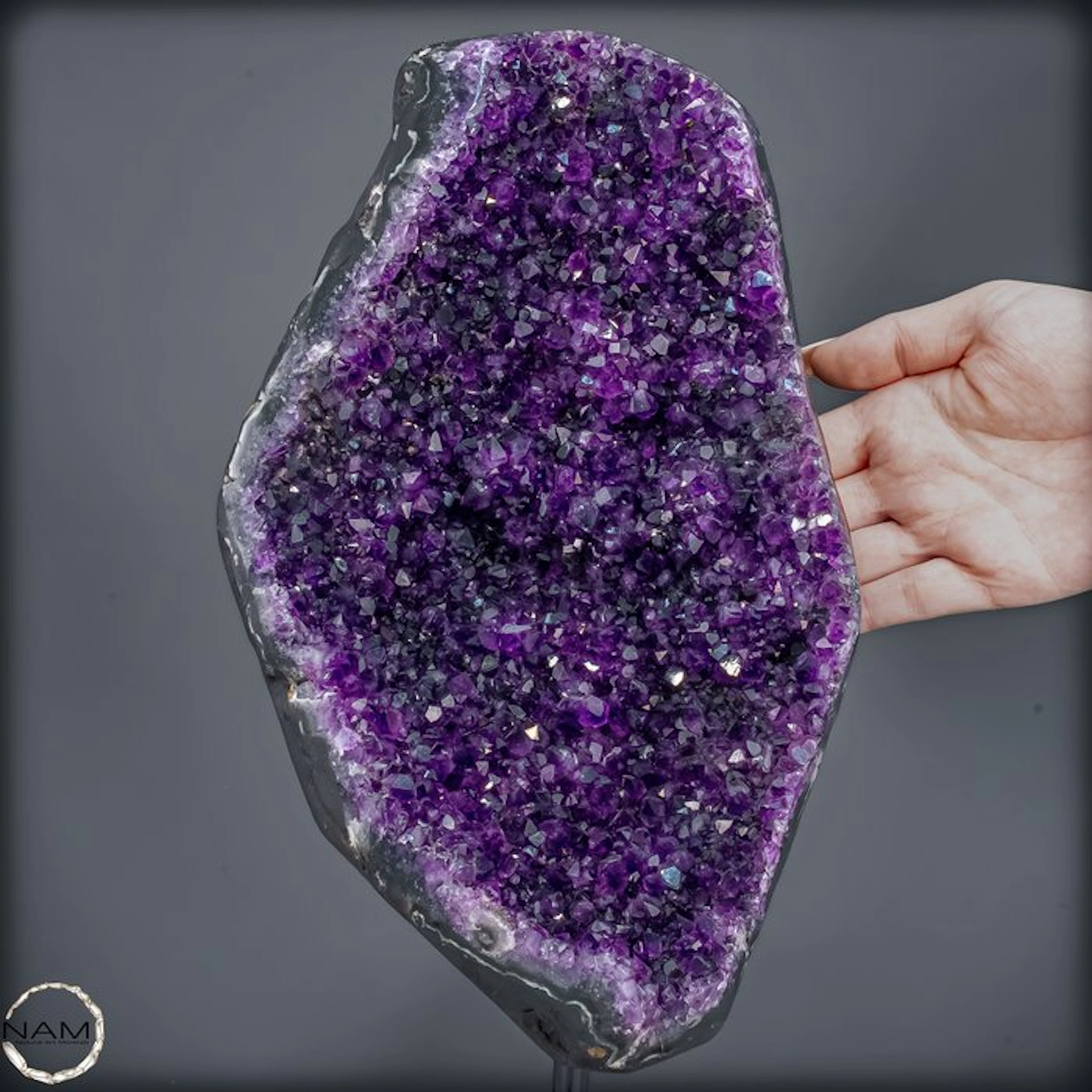 Natural amethyst druse on stand – Exclusive one-of-a-kind...