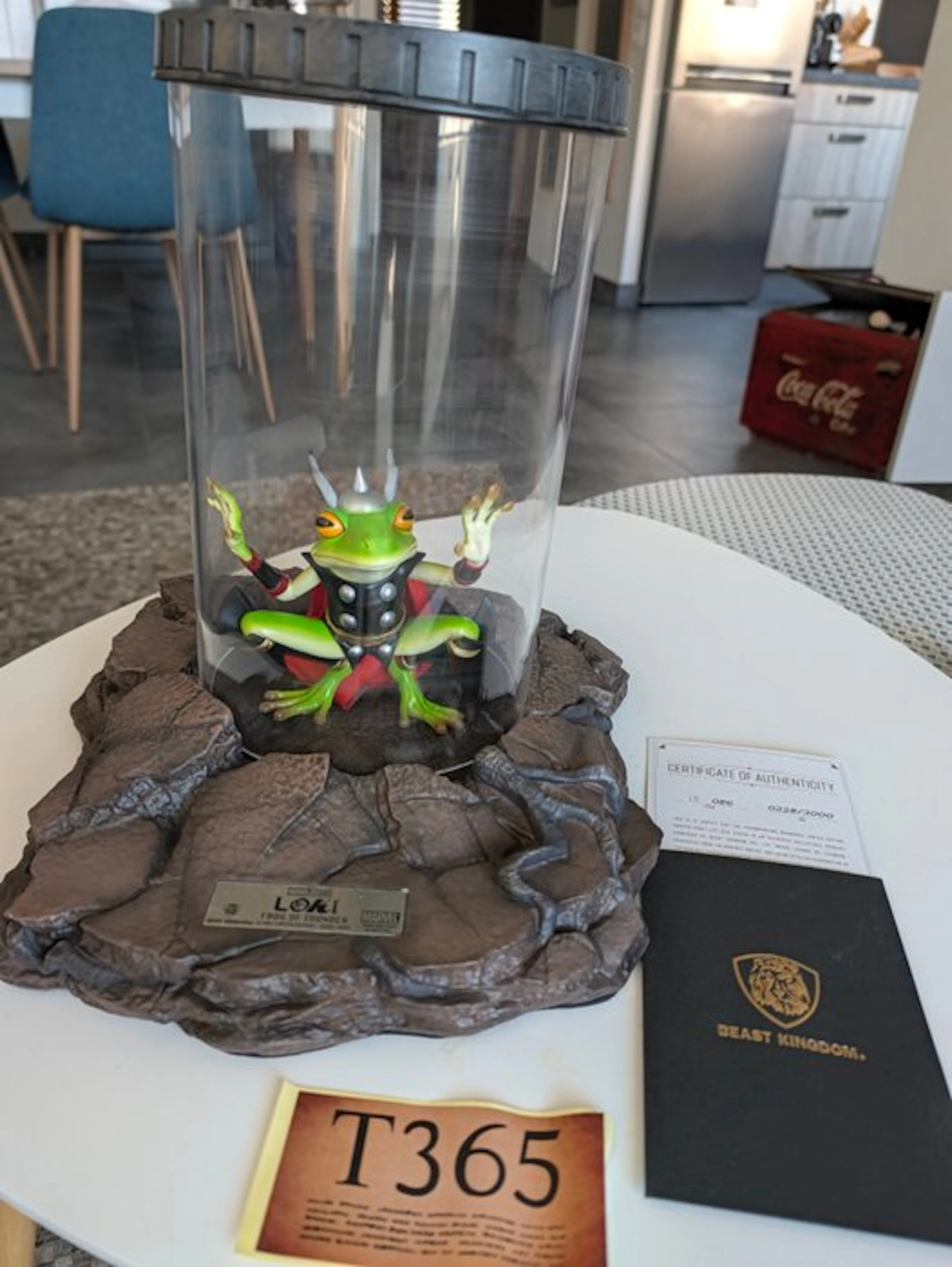 Beast Kingdom - Figurine - Loki Frog of Thunder - Resin, Plastic