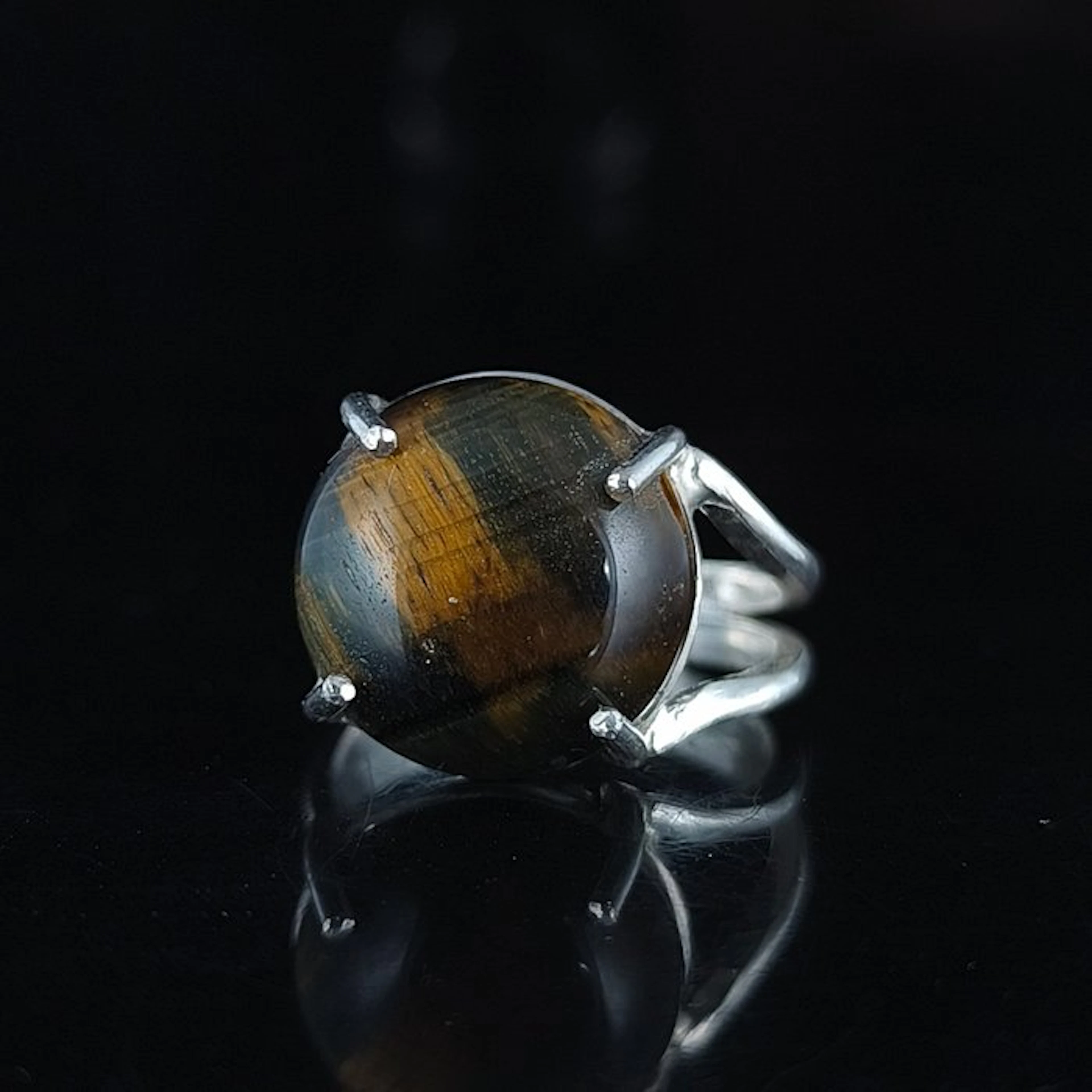 Silver - Ring - Tiger's Eye Shield Protect
