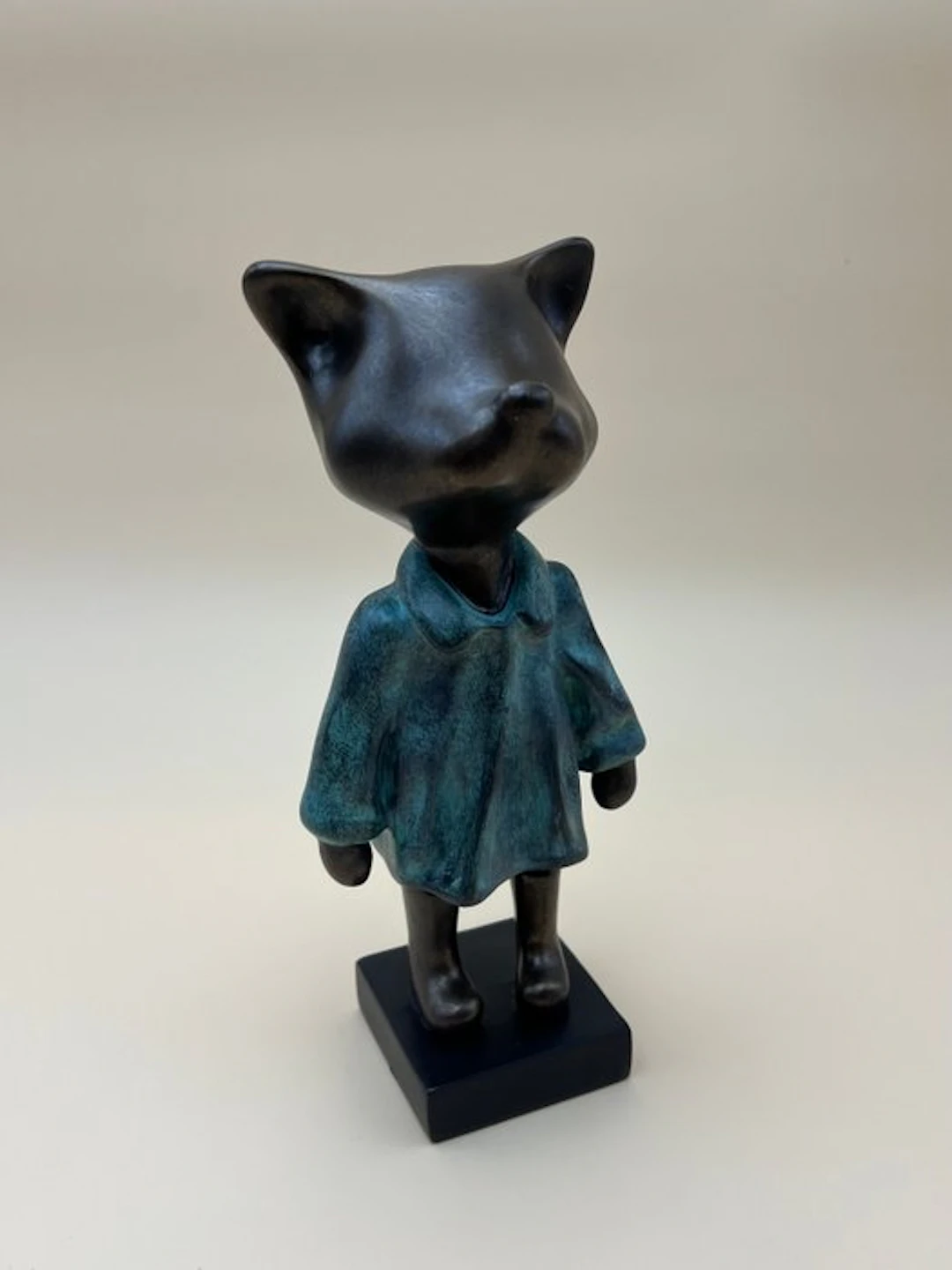 Jacky Zegers - Zegers - Sculpture, ***Lizzy*** - 22.5 cm - Polystone, Resin