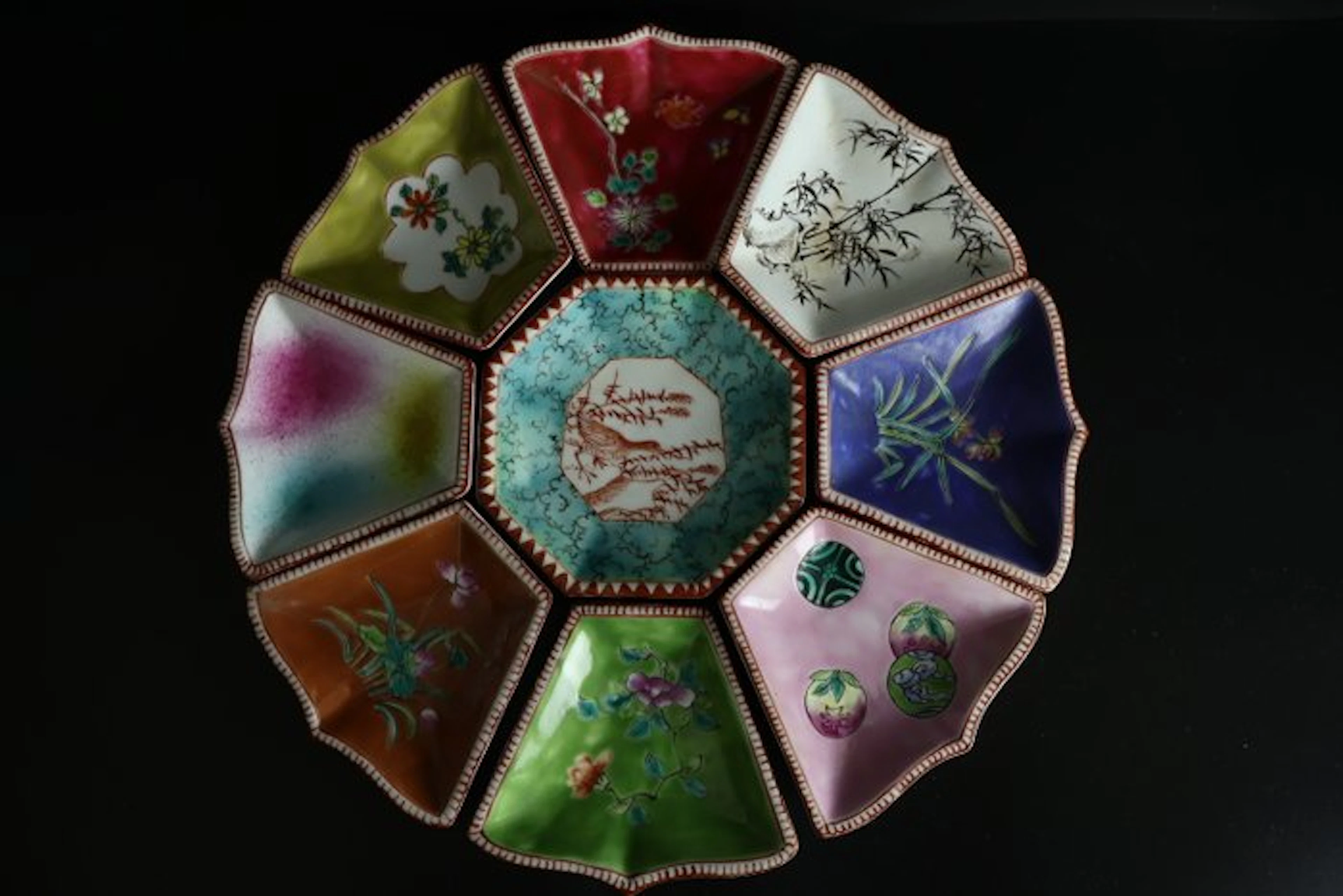 A set of exceptionally rare dipping saucers (known as...