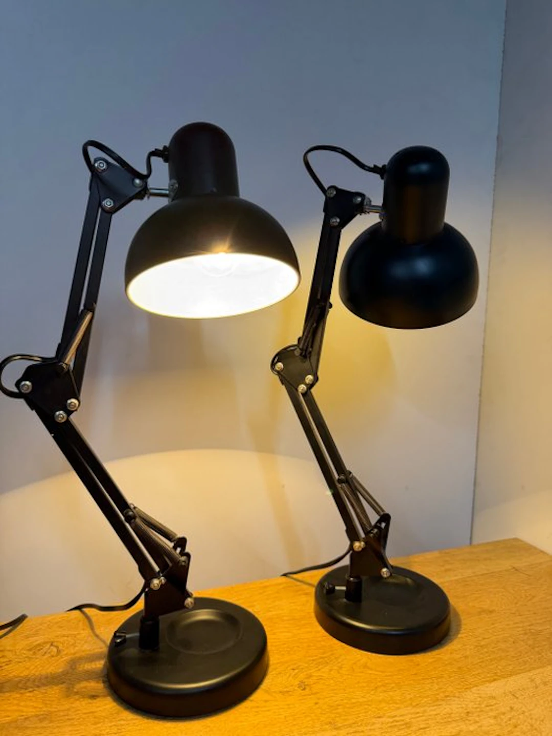 Desk lamp (2) - Set of two industrial flexible desk lamps, black. - Metal