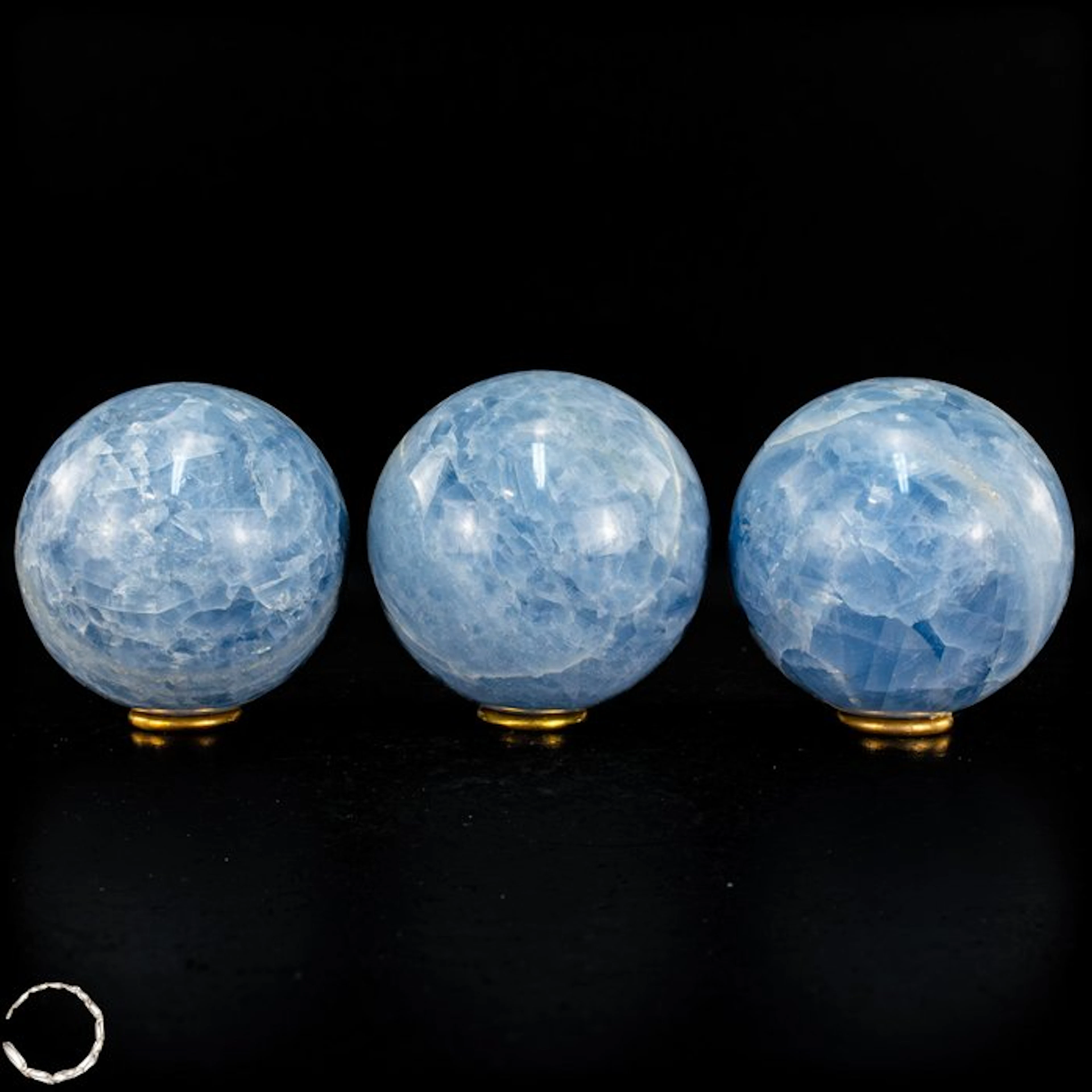 Rare natural blue calcite sphere set – 3 hand-polished...