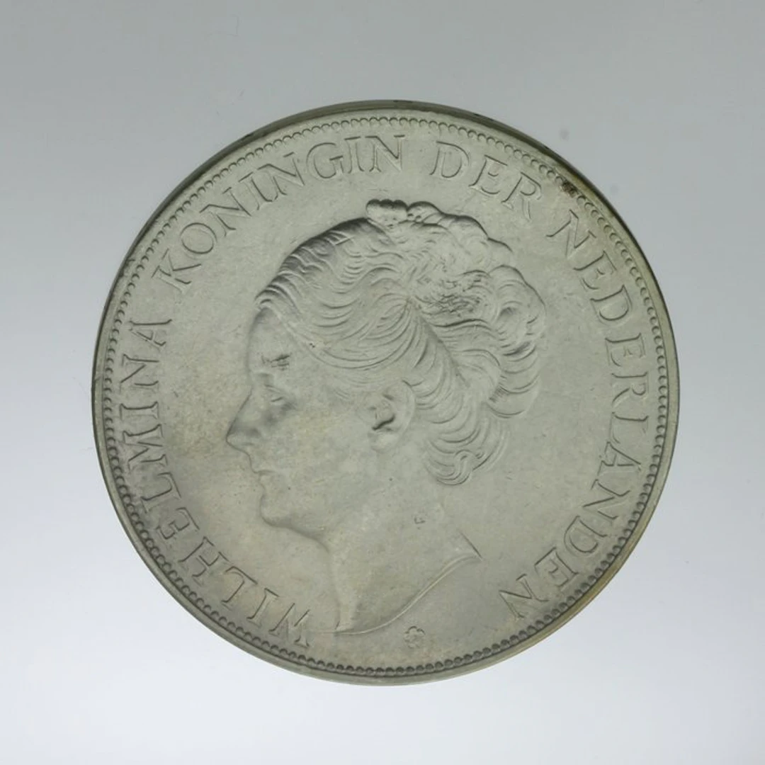 Netherlands. Wilhelmina. 2 1/2 Gulden 1938 (No reserve price)
