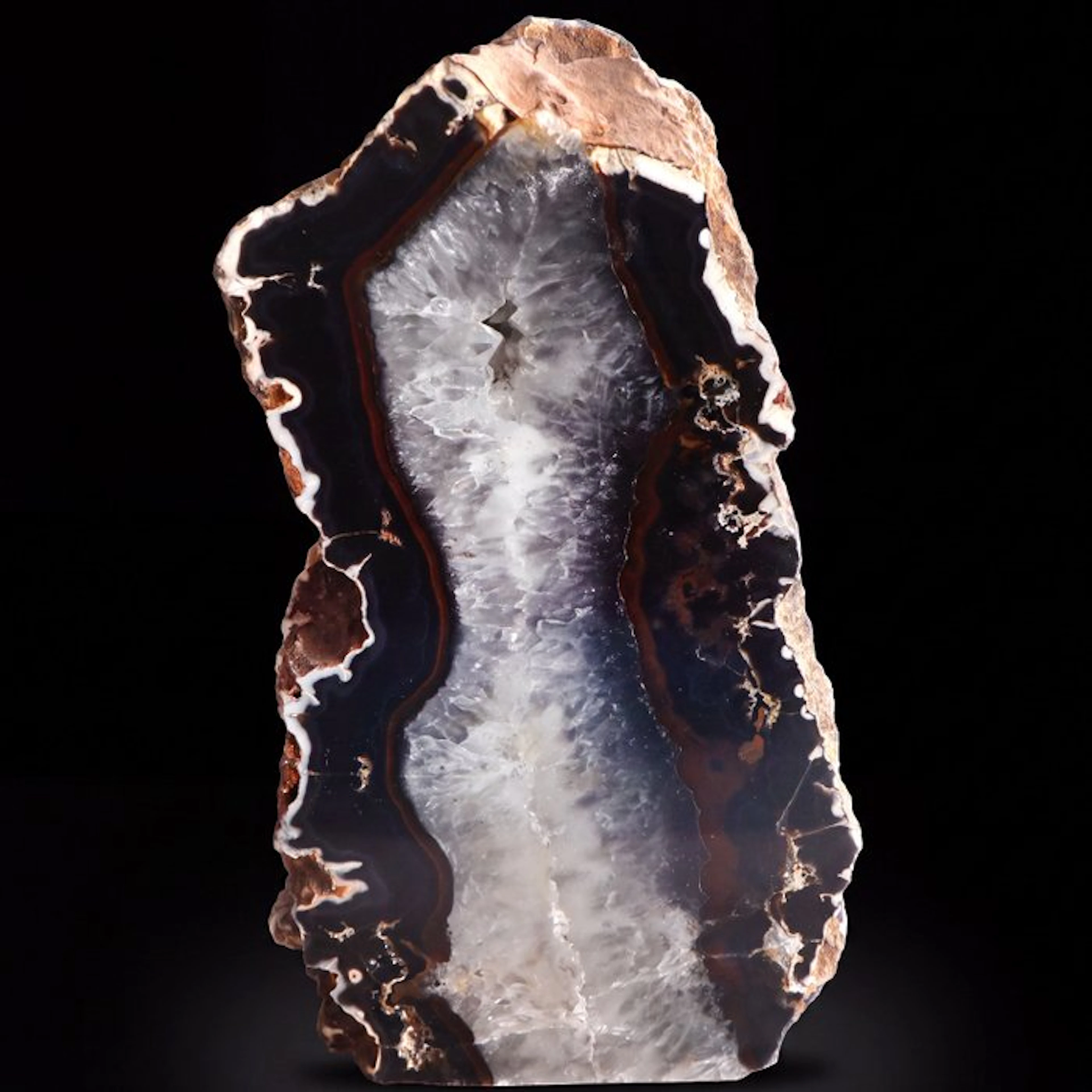 Black Agate - Geode - 18x10x5 cm- 1.55 kg