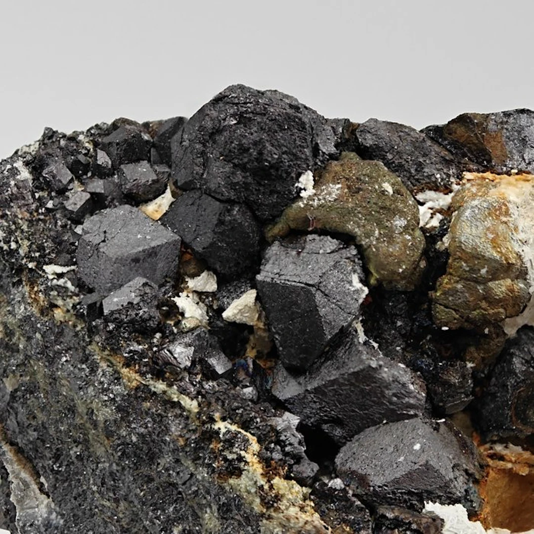 Black magnetite aesthetic with gold pyrite