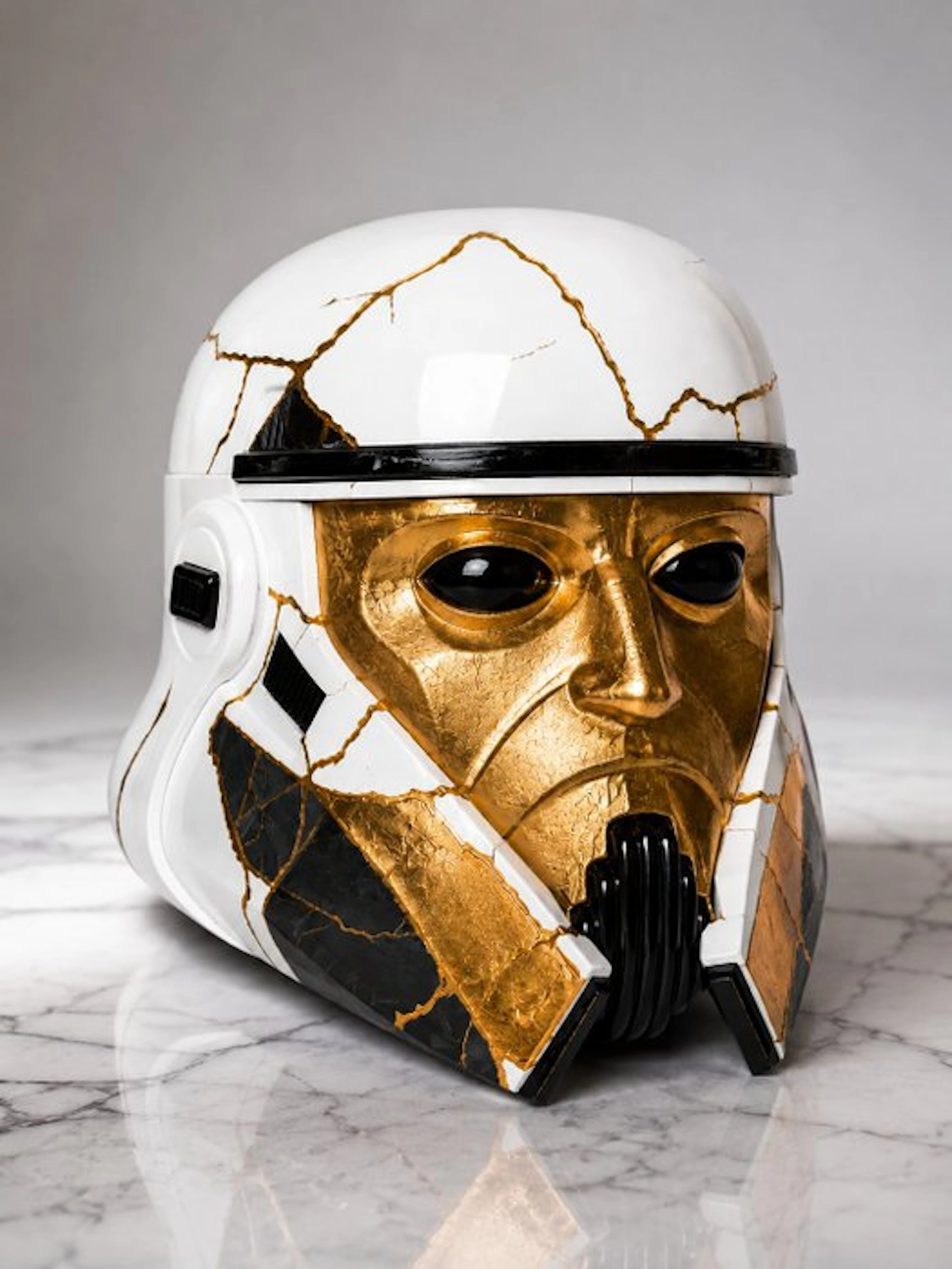 Star Wars - - Movie prop Hand-painted decorative helmet...
