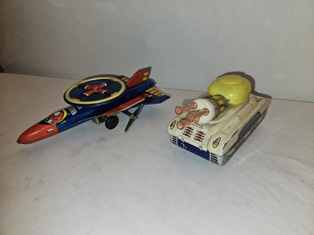 MF - Wind-up tin toy - 1950-1959 - China