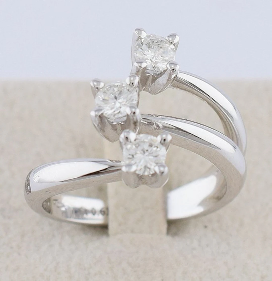 DD Gioielli - Ring - 18 kt. White gold - 0.61ct. tw. Diamond (Natural)