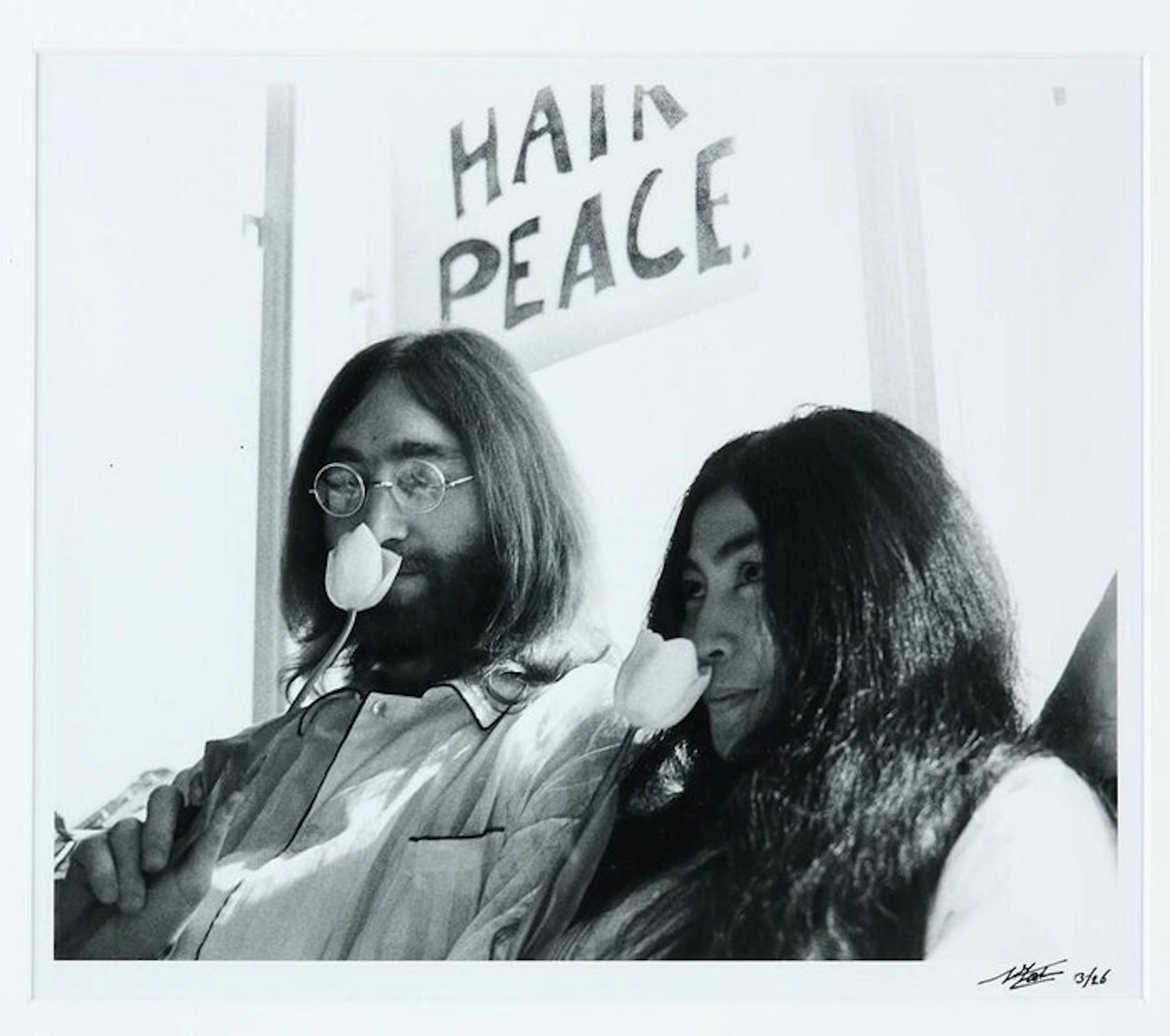 Nico Koster (1940) - John Lennon and Yoko Ono - Room 902