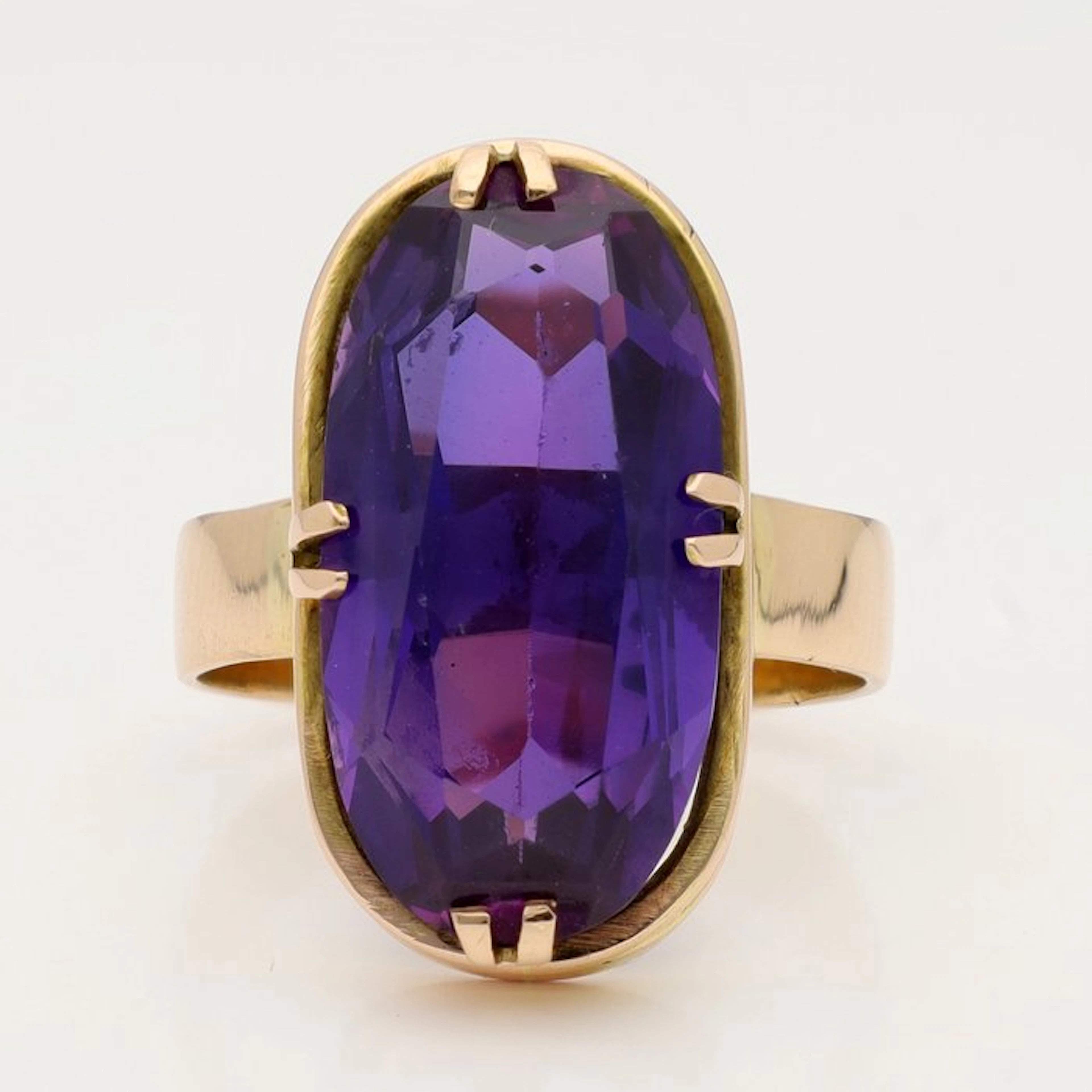 Ring - 14 kt. Yellow gold - 10.30ct. tw. Sapphire