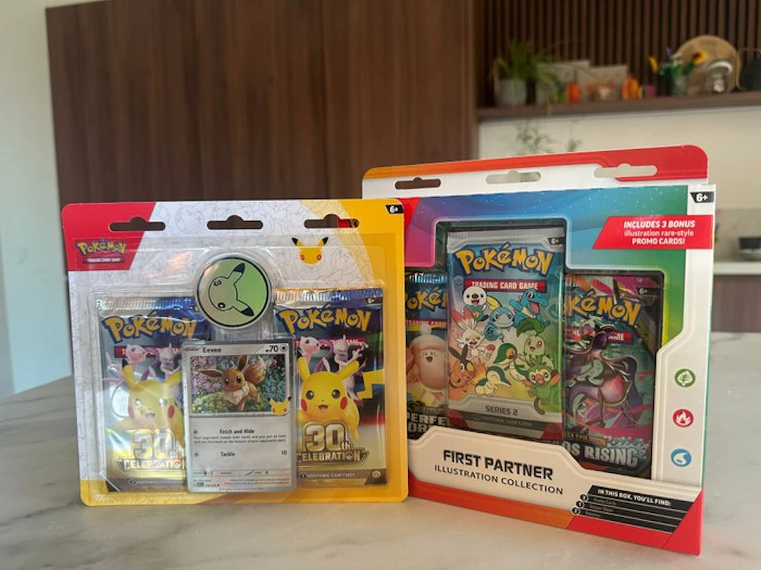 Pokémon - 1 Blister pack - 30th Celebration Eevee 2-Pack...