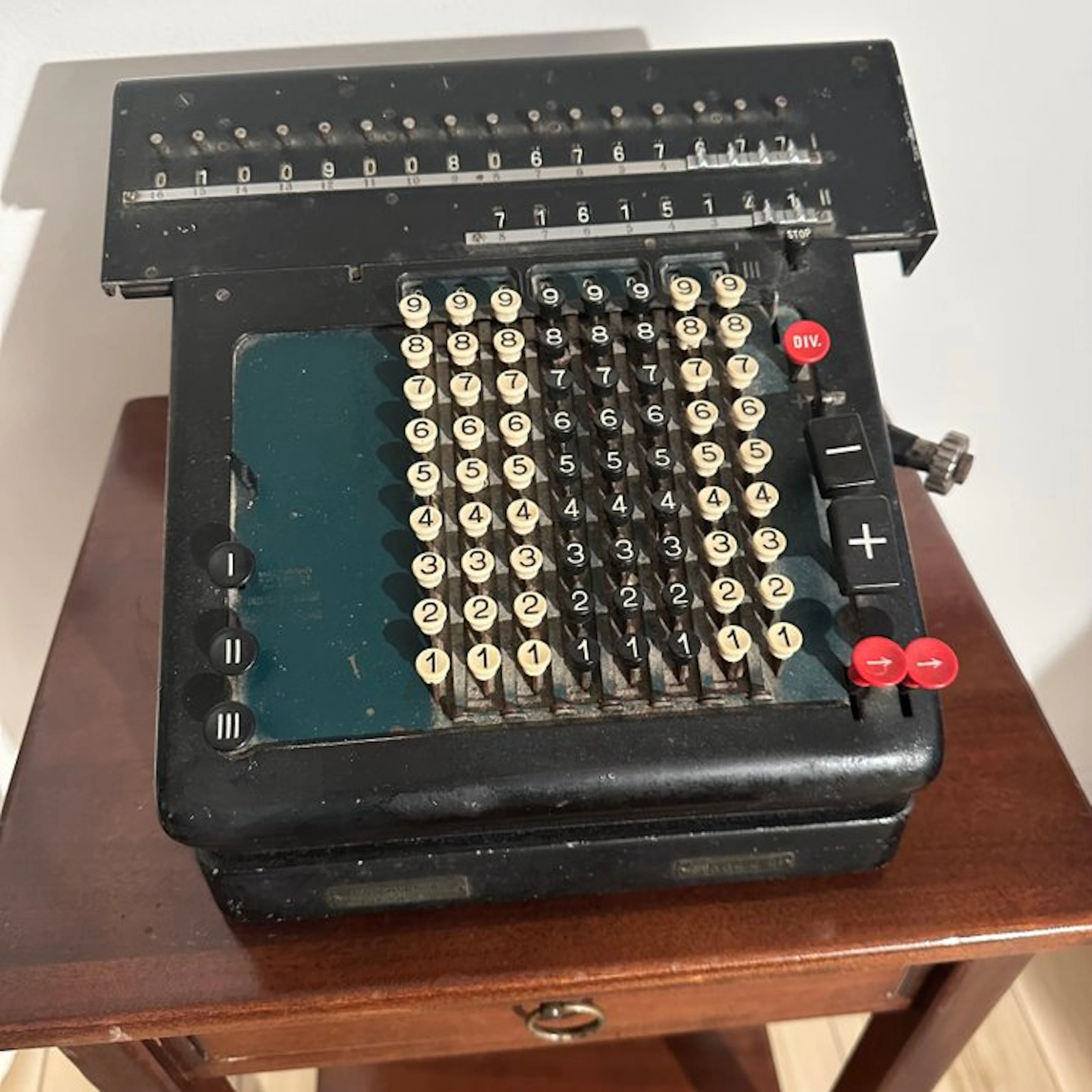 Madas 16L - Typewriter - 1940-1950