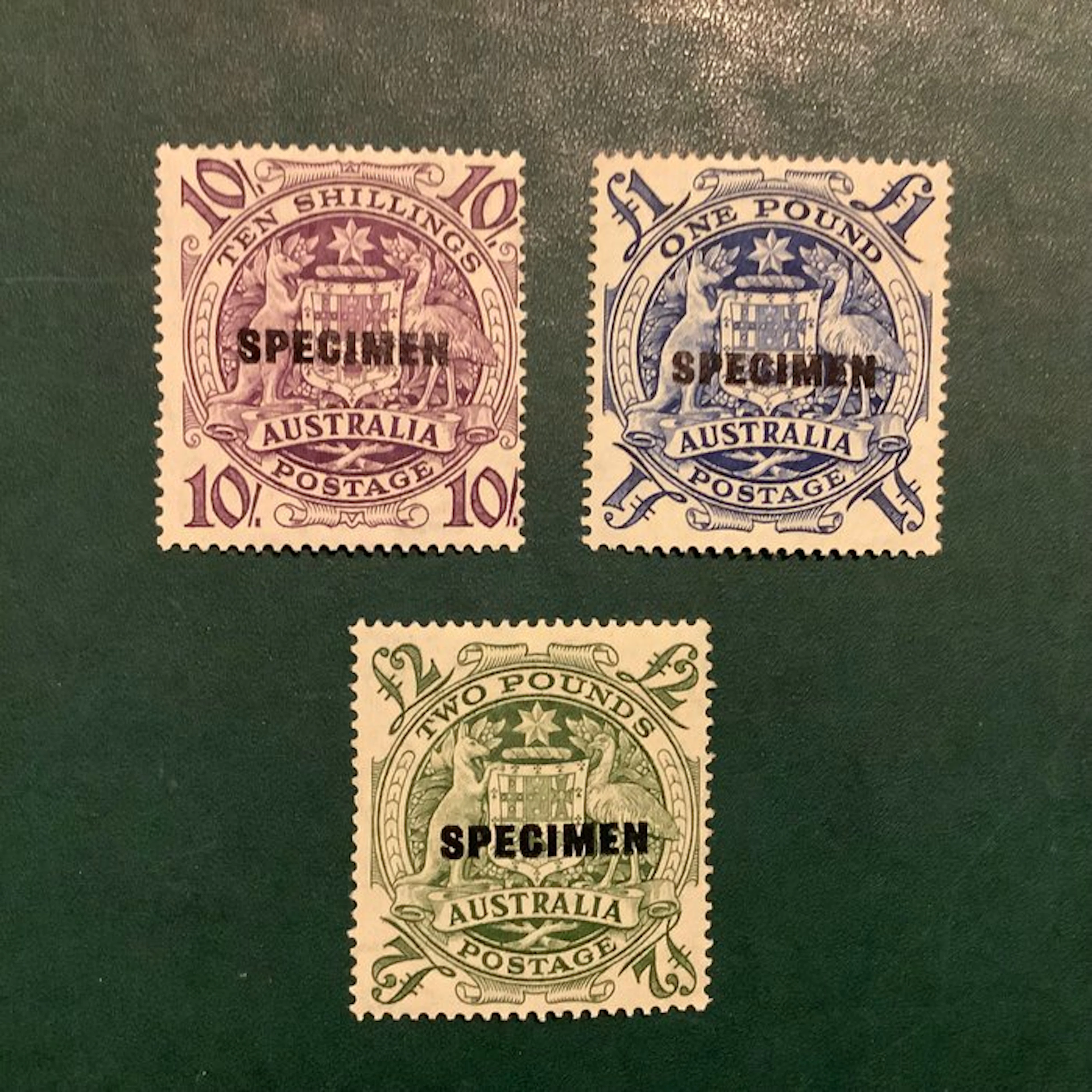 Australia 1949 - Coat of arms badge with overprint specimen - MNH