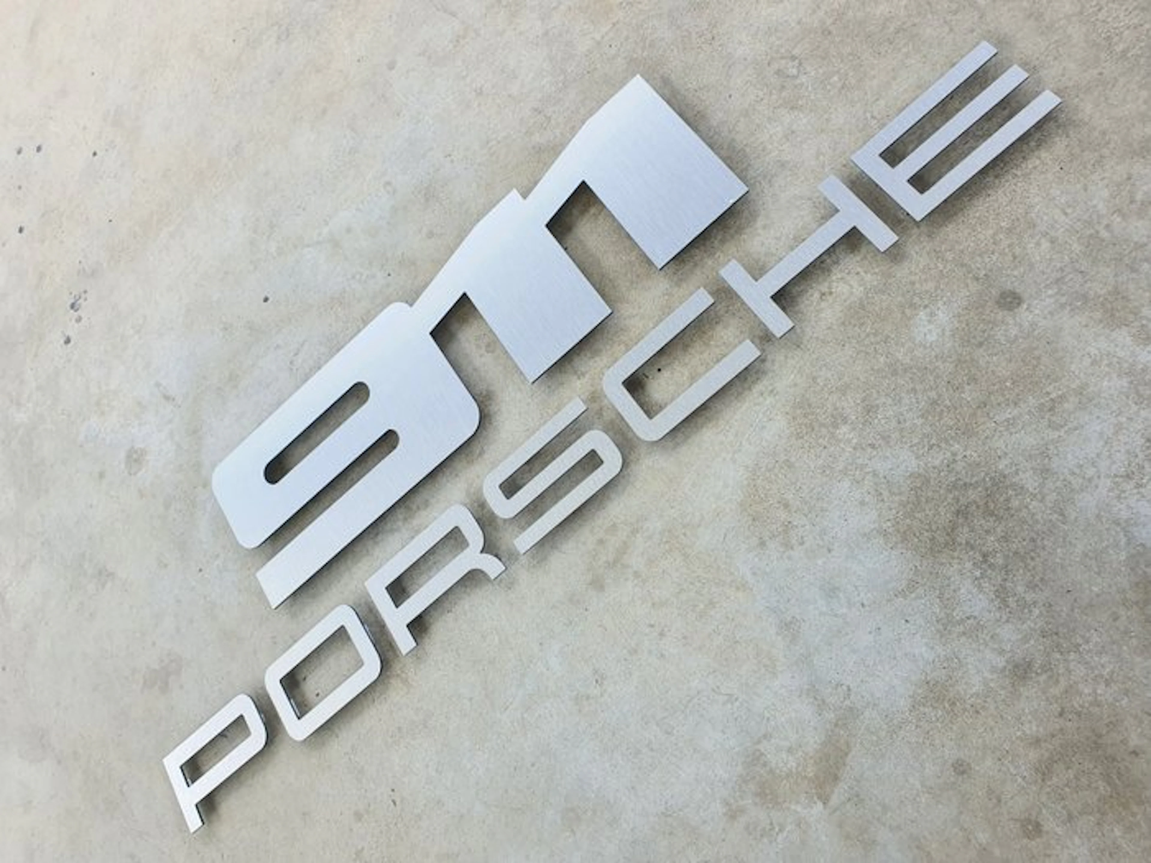 Sign - Porsche - Professional wall logo - Aluminium*- XXL...