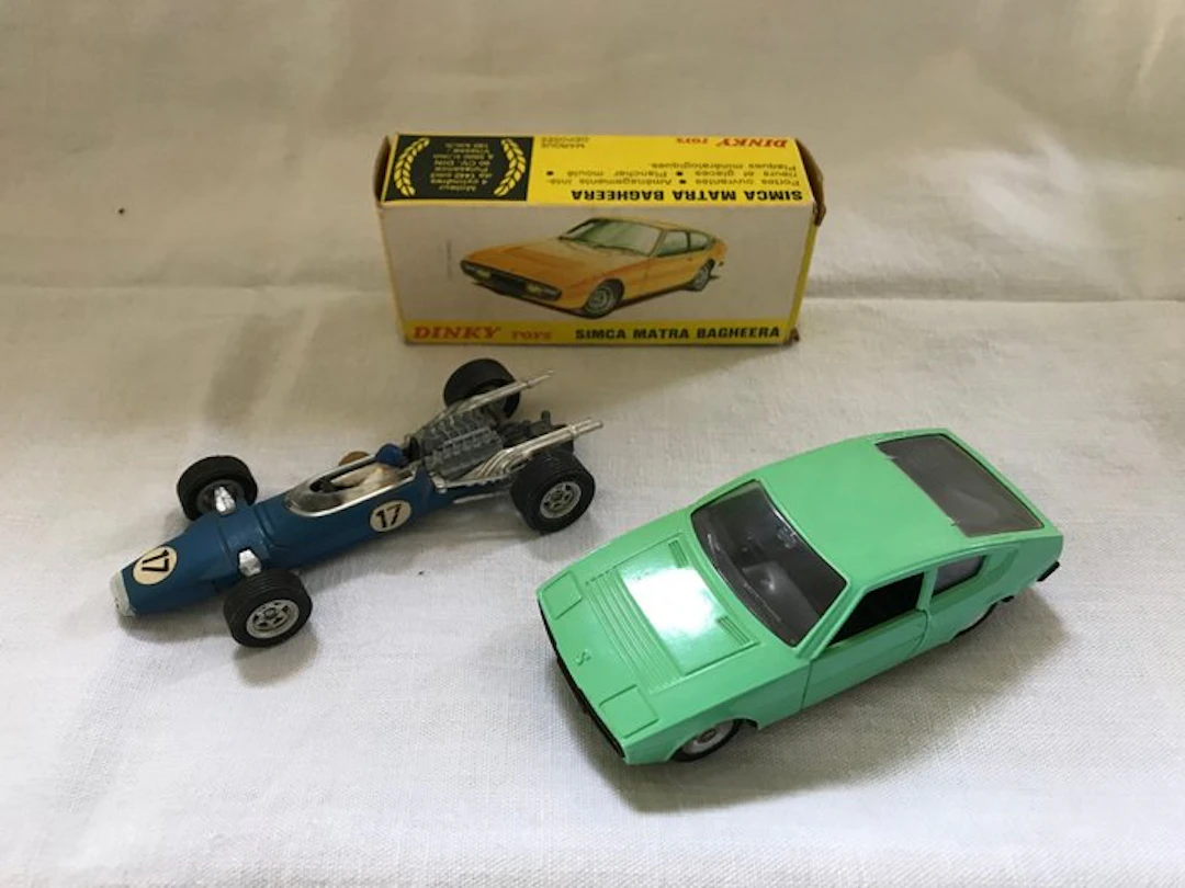 Dinky Toys 1:43 - Voiture miniature (2) - 1417 Matra V12 F1 & 1454 Simca Matra Bagheera