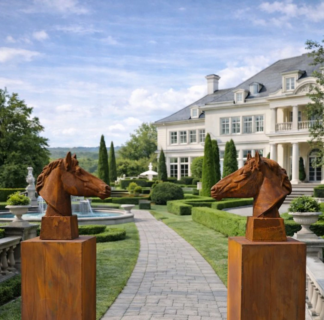 Statue, Horse Heads on Pedestals - 120 cm - Iron - 2026