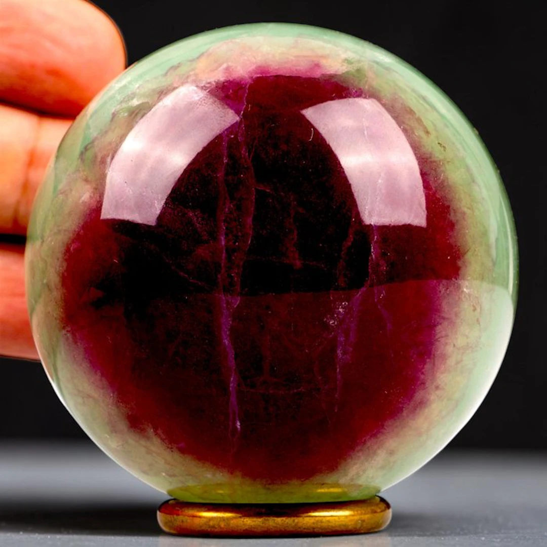 Carved Fluorite Spheres - Height: 63 cm - Width: 63 cm- 426 g - (1)