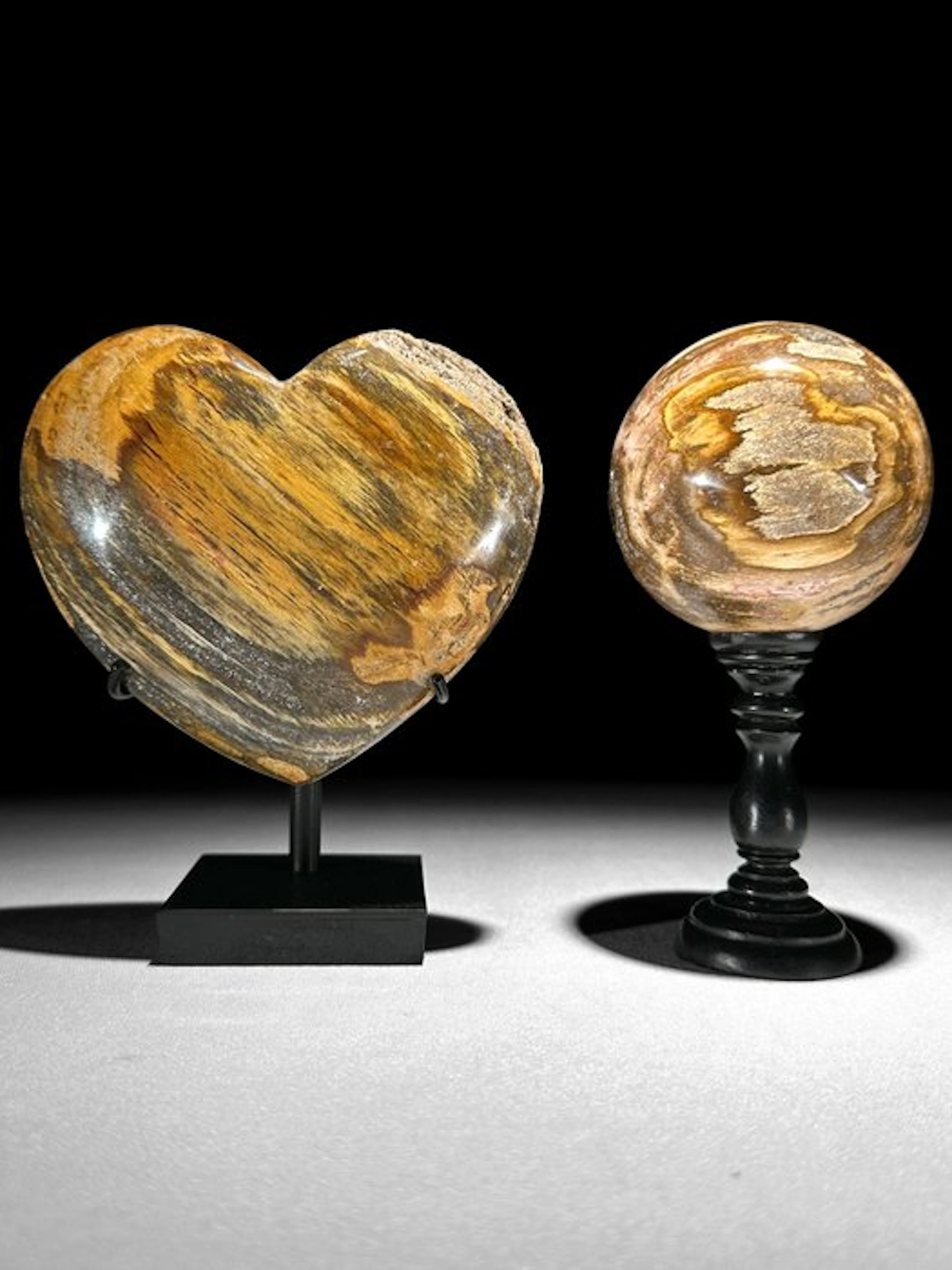 Wonderful of Petrified Wood Heart-Shaped & Sphere on...