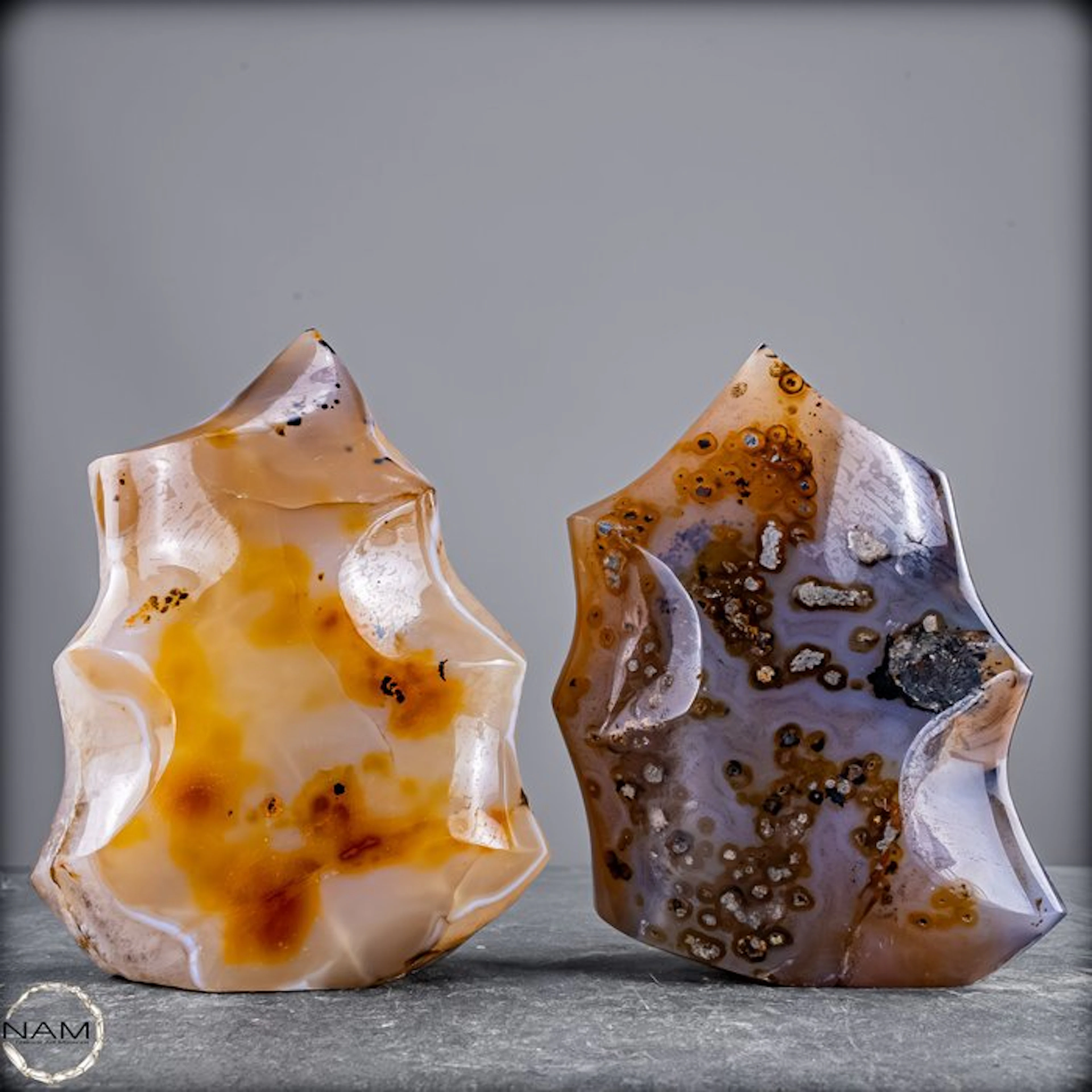 Orca Agate Flame Set – two striking natural uniques- 2165.36 g - (2)