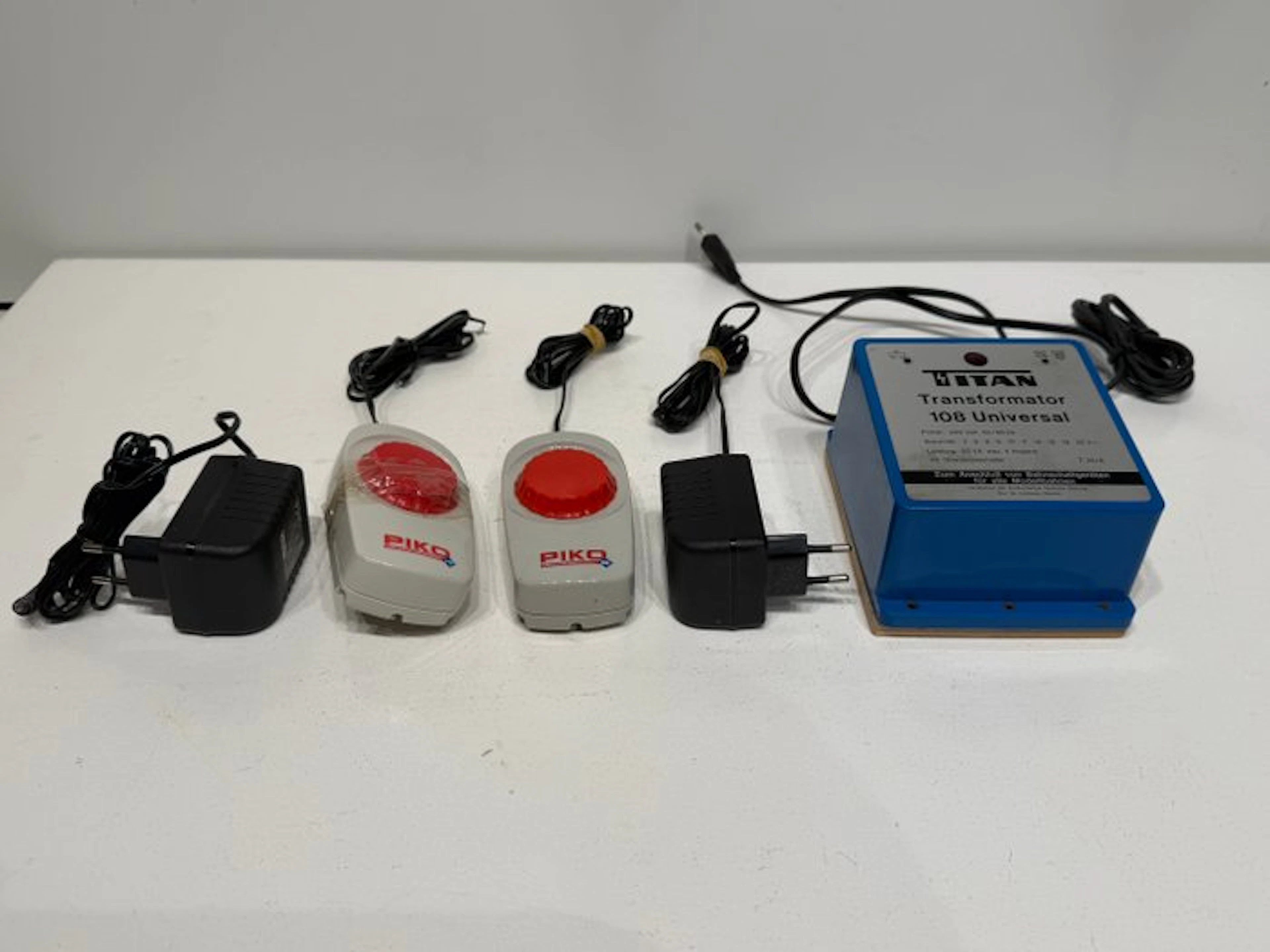 Piko, Titan H0 - 108 - Model train control unit (3)...