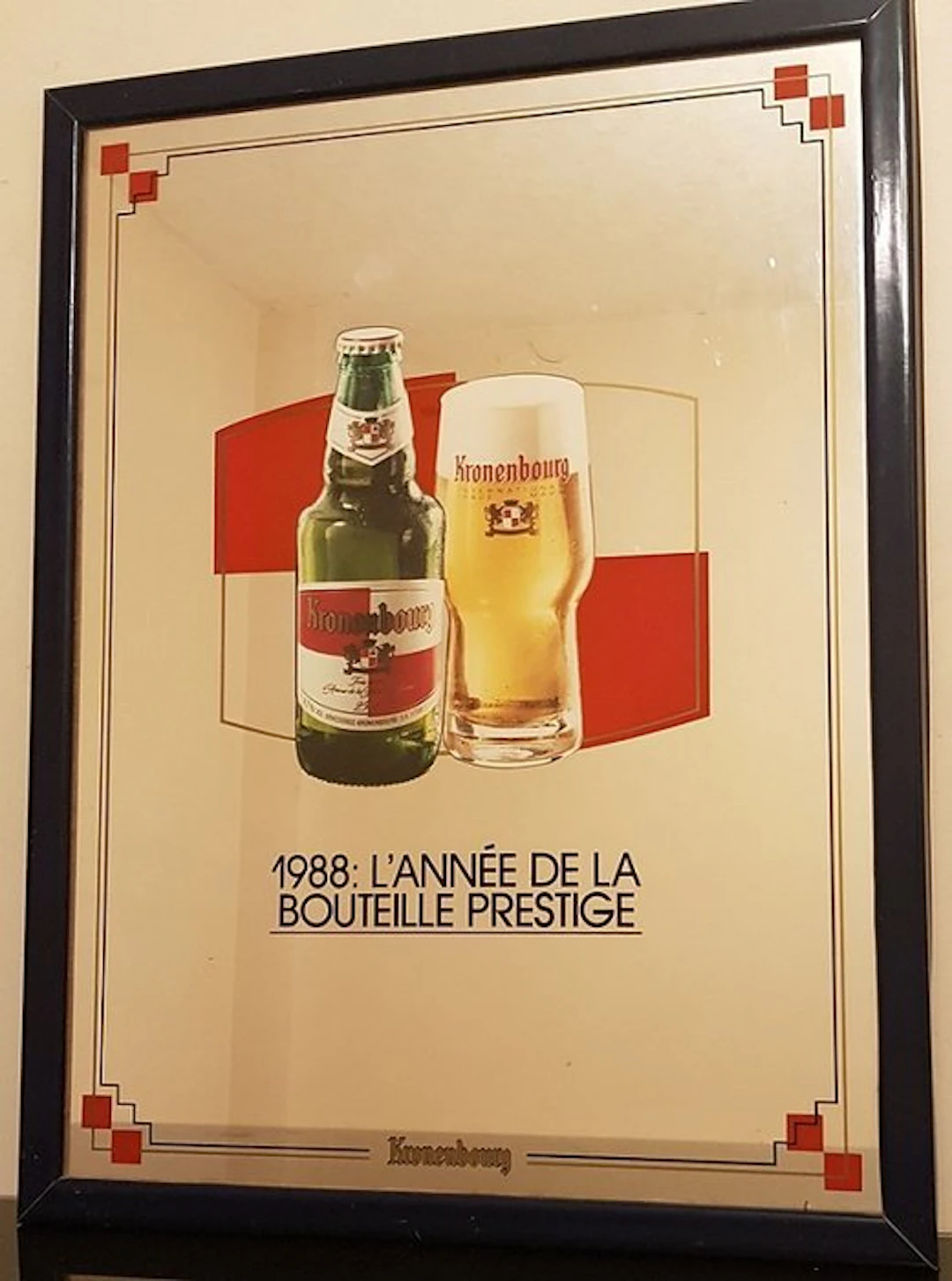 Kronenbourg Prestige bottle - Advertising sign - Glass, Wood