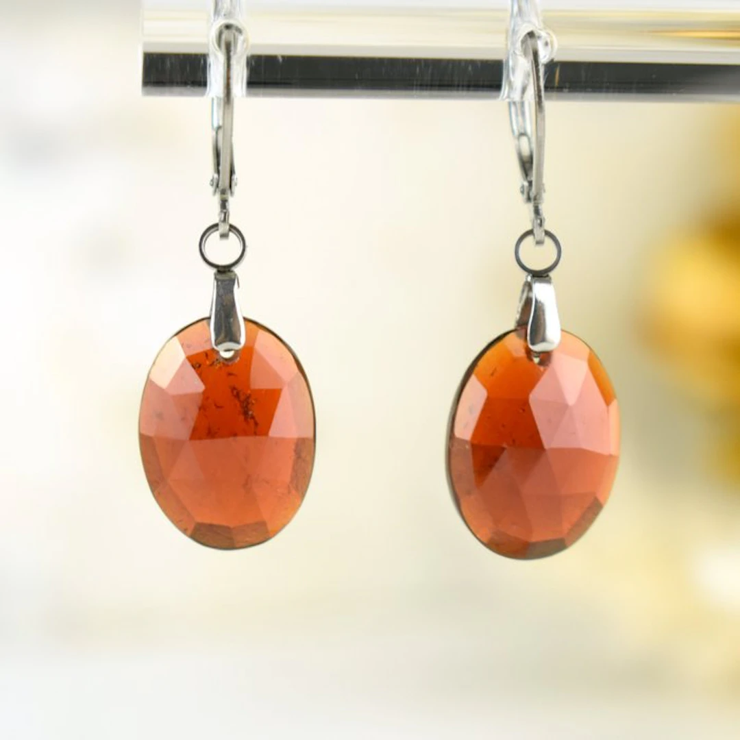 Hessonite Garnet 'Cinnamon Stone' – Rare and Luminous Gem- 4 g