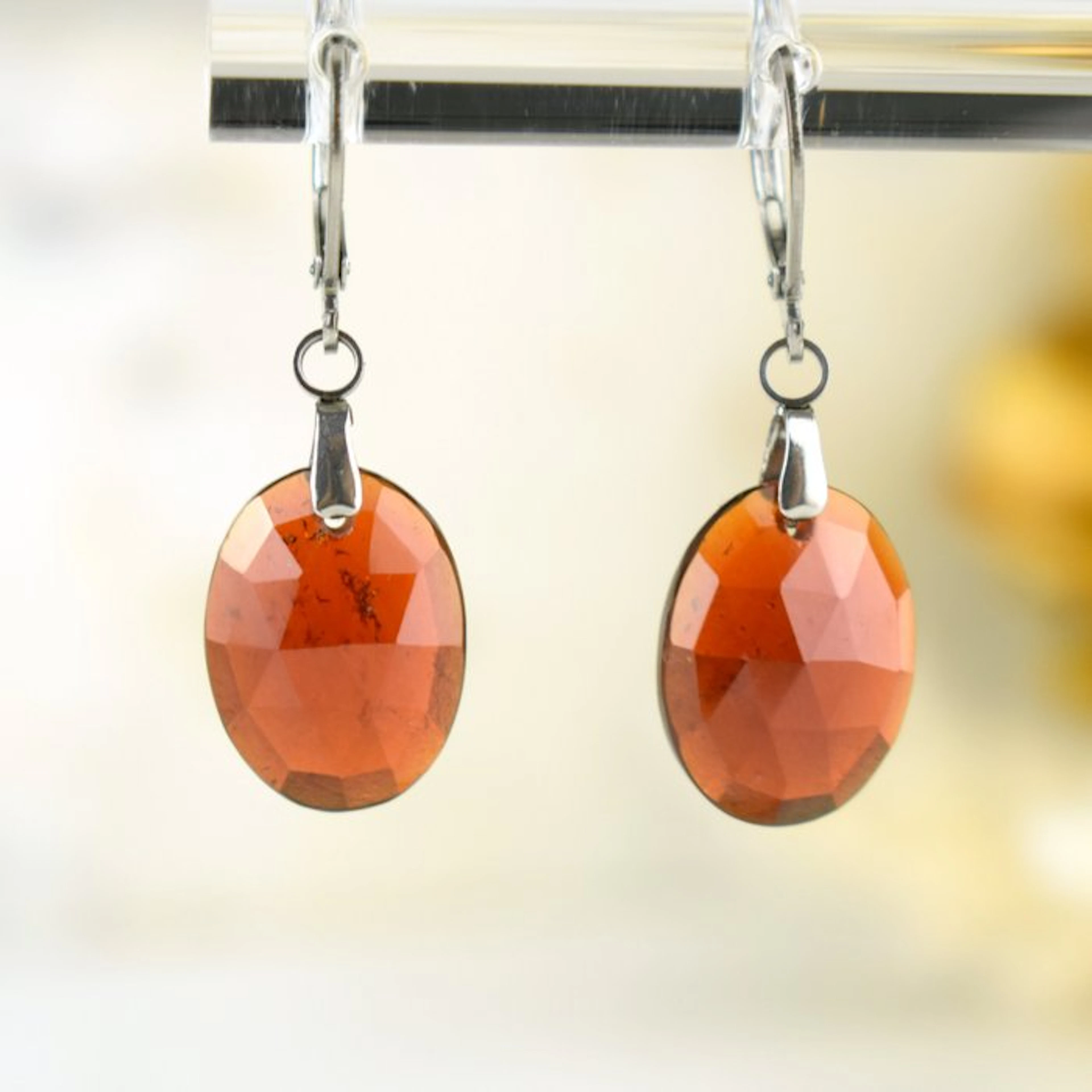 Hessonite Garnet 'Cinnamon Stone' – Rare and Luminous Gem- 4 g