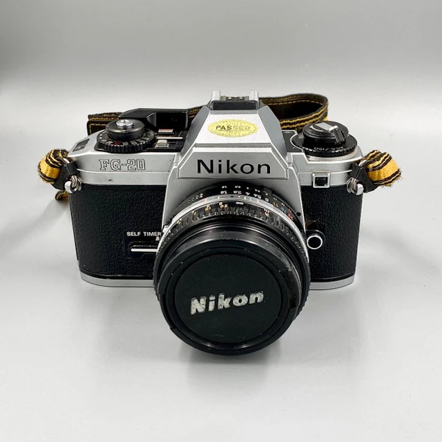Nikon FG-20 + nikkor 50mm F1.8 Single lens reflex camera (SLR)