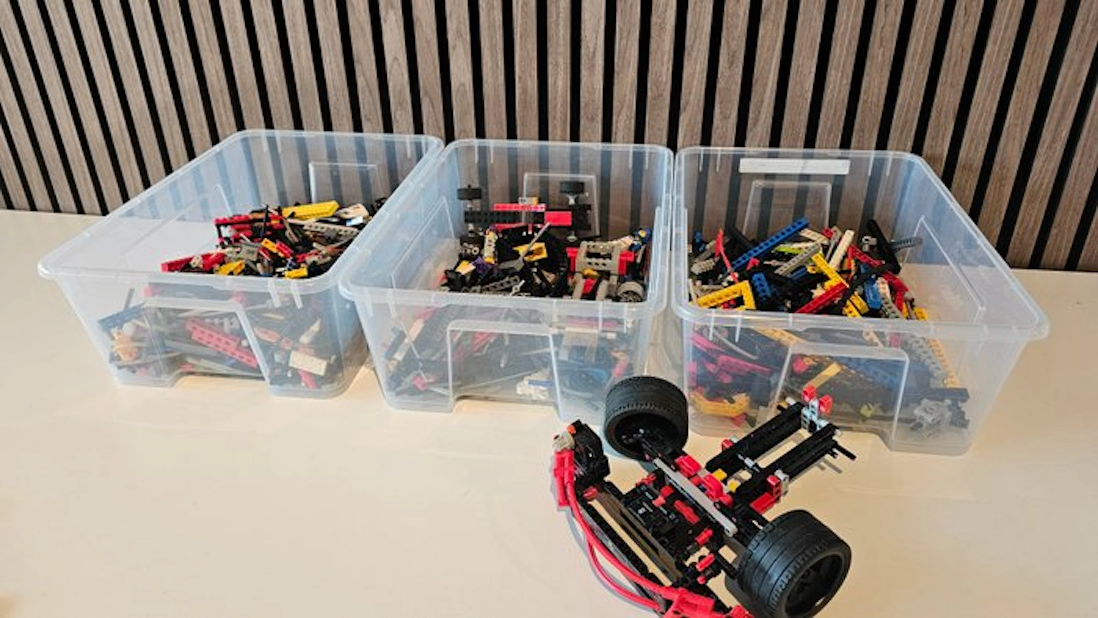LEGO Pieces - TECHNIC Bulk parts 2580g